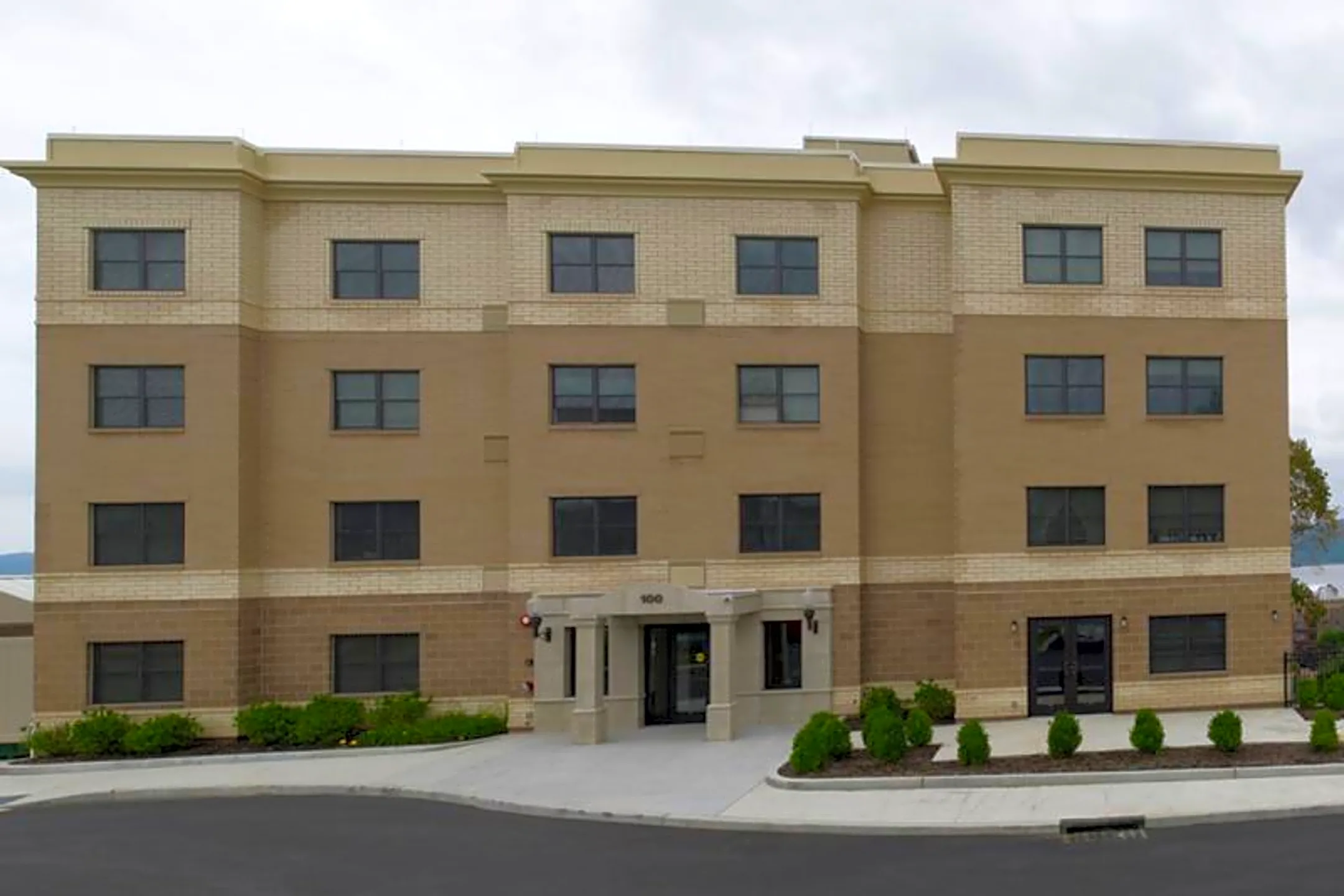 River Pointe at Drum Hill 100 Ringgold St Peekskill, NY Apartments