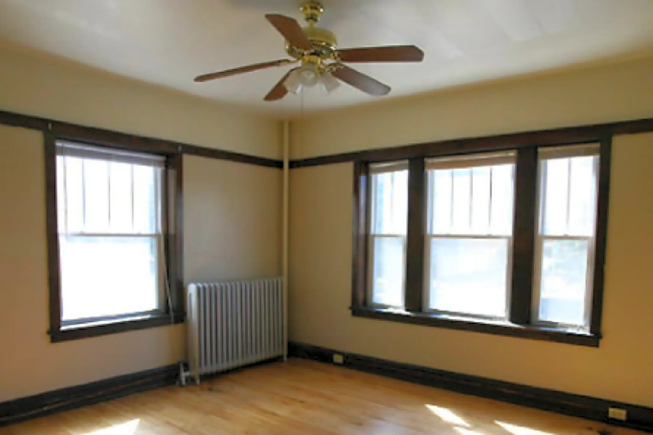 Brownstones Classic 501 E 14th St Minneapolis, MN Apartments for