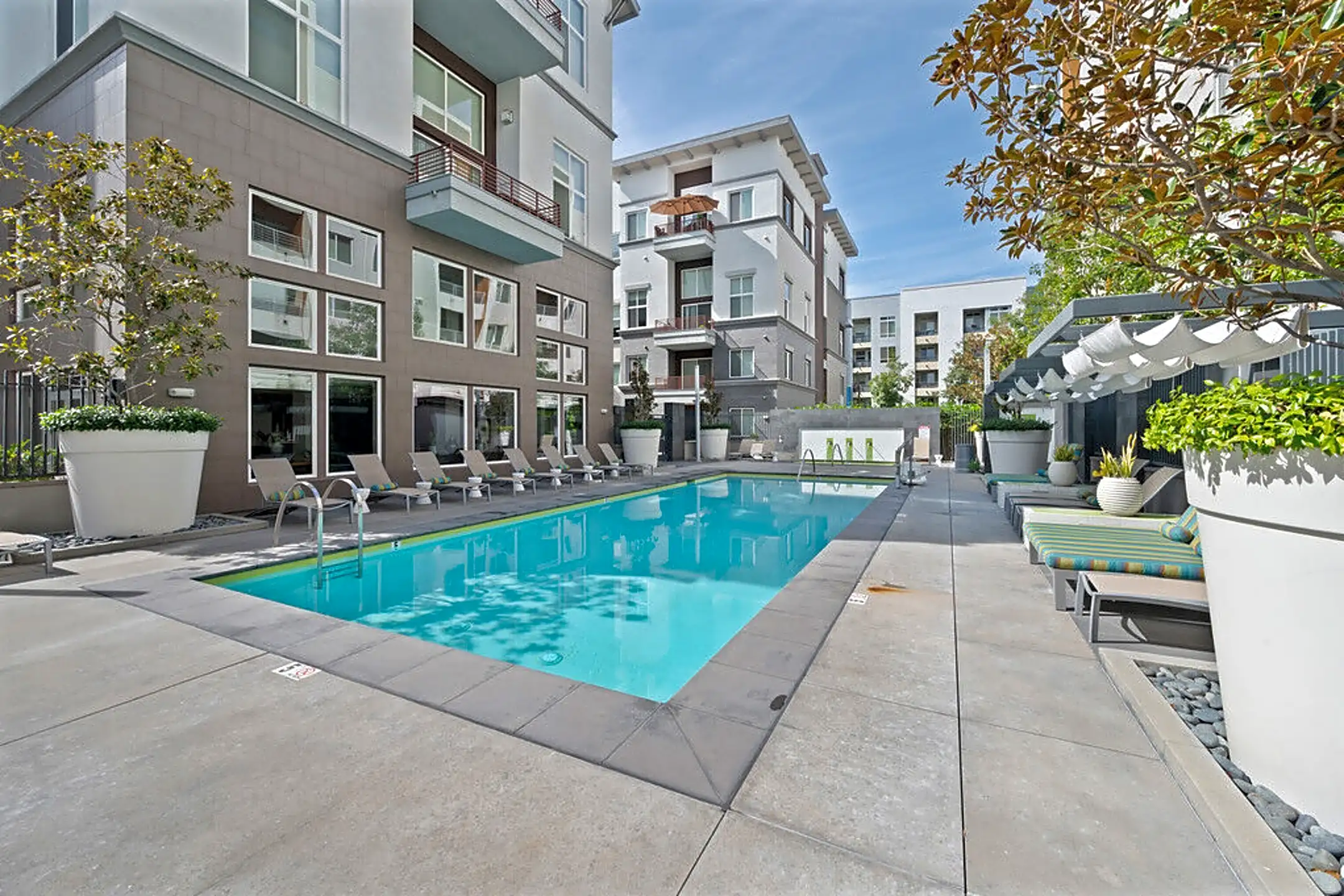 Vivere Lofts Anaheim