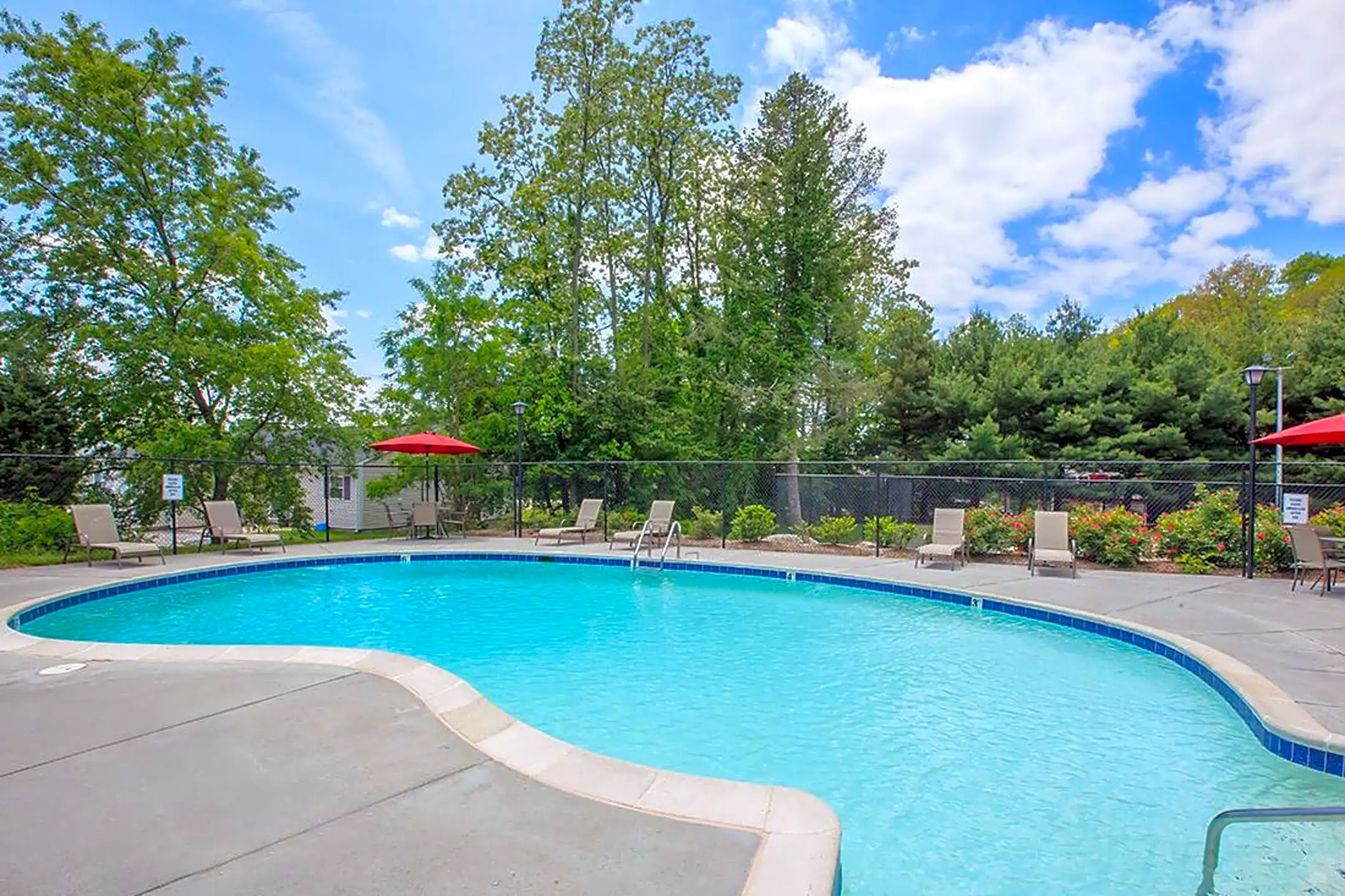 East Bay Apartments Warren, RI 02885