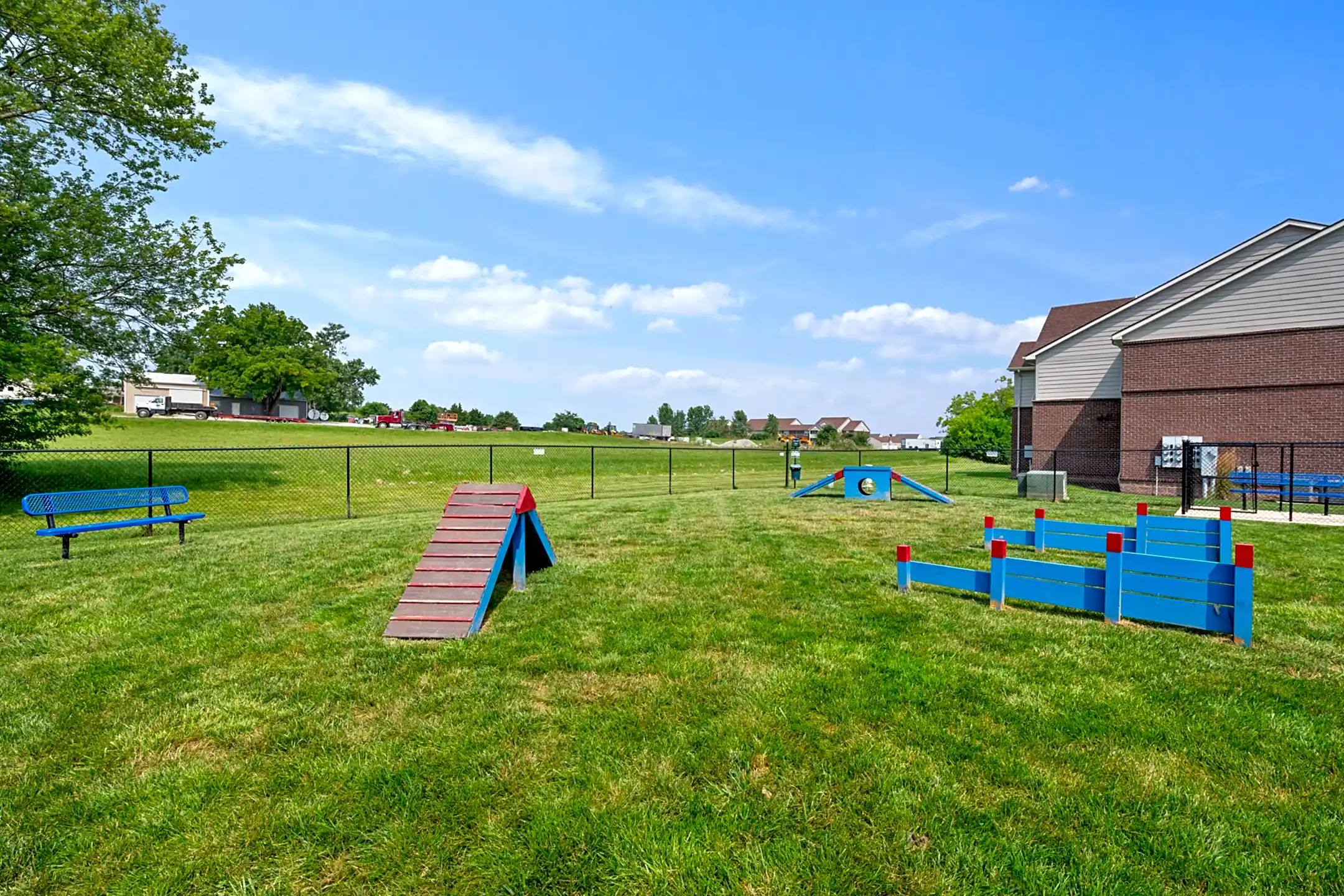 Hartshire Lakes 3170 Hartshire Lakes Dr Bargersville, IN Apartments