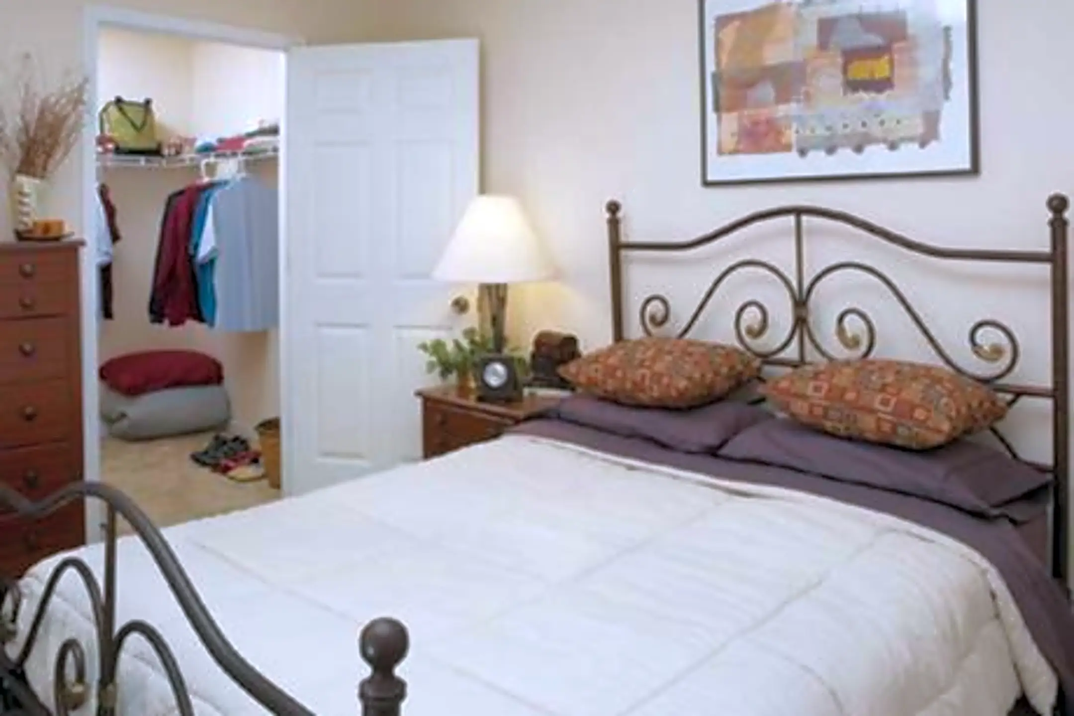 Ashton Ridge Jackson, MI 49201