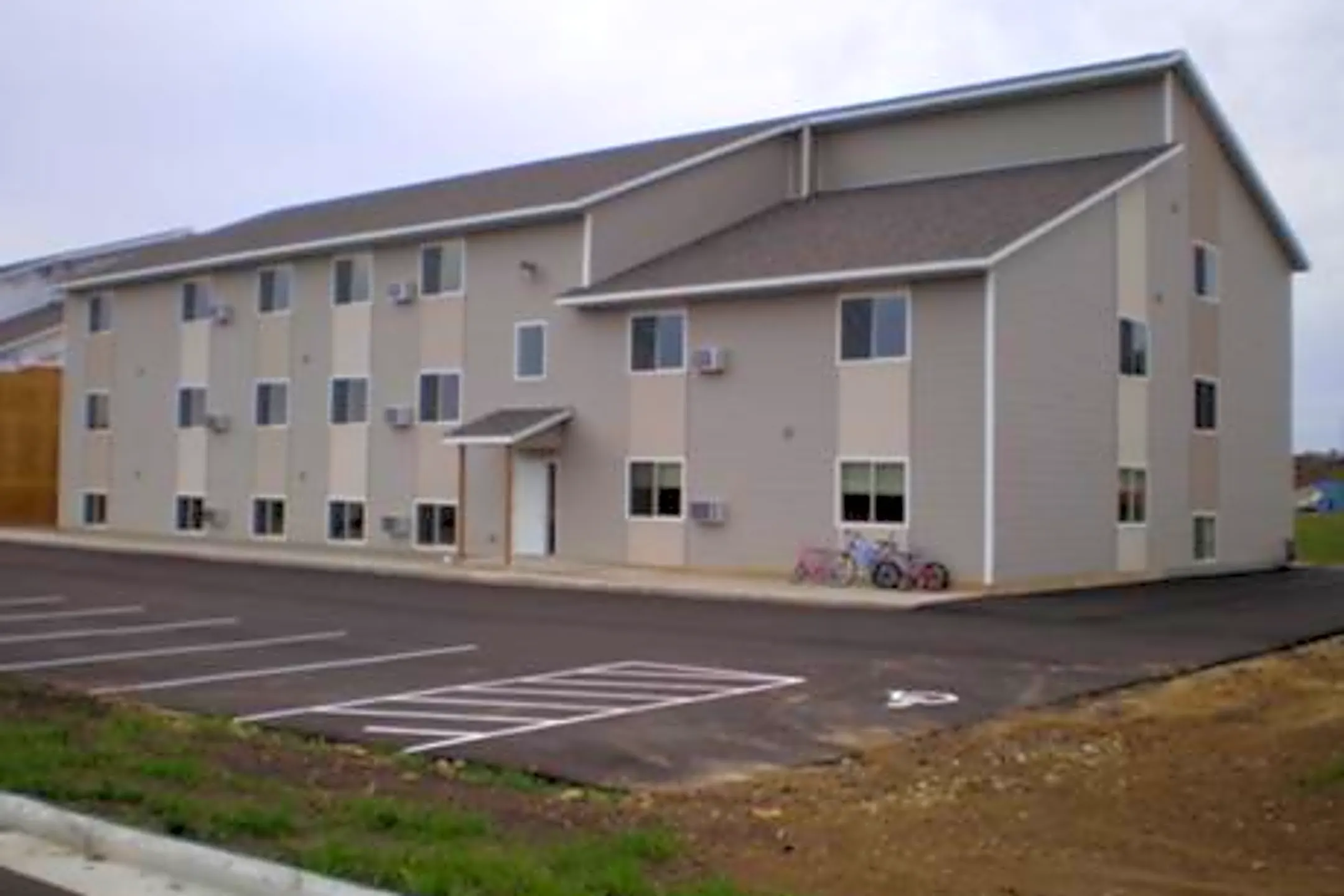 Ferguson Court Apartments 36121 Ferguson St Independence, WI