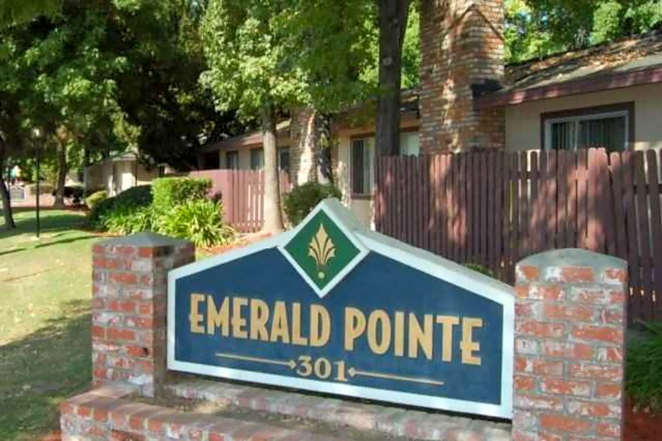 Emerald Pointe 301 Standiford Ave Modesto, CA Apartments for Rent