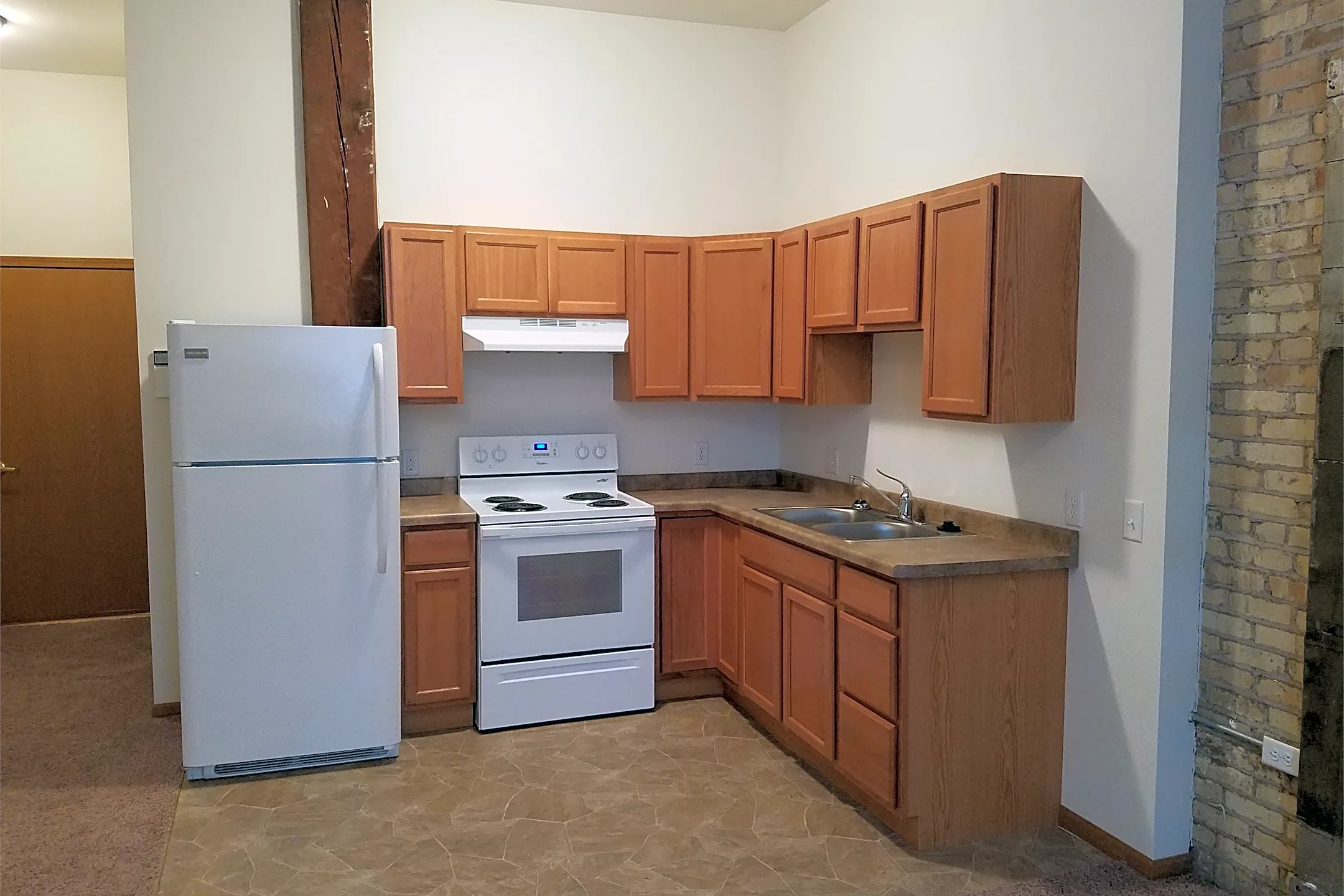 203 S Main St Apartments Edgerton, WI 53534