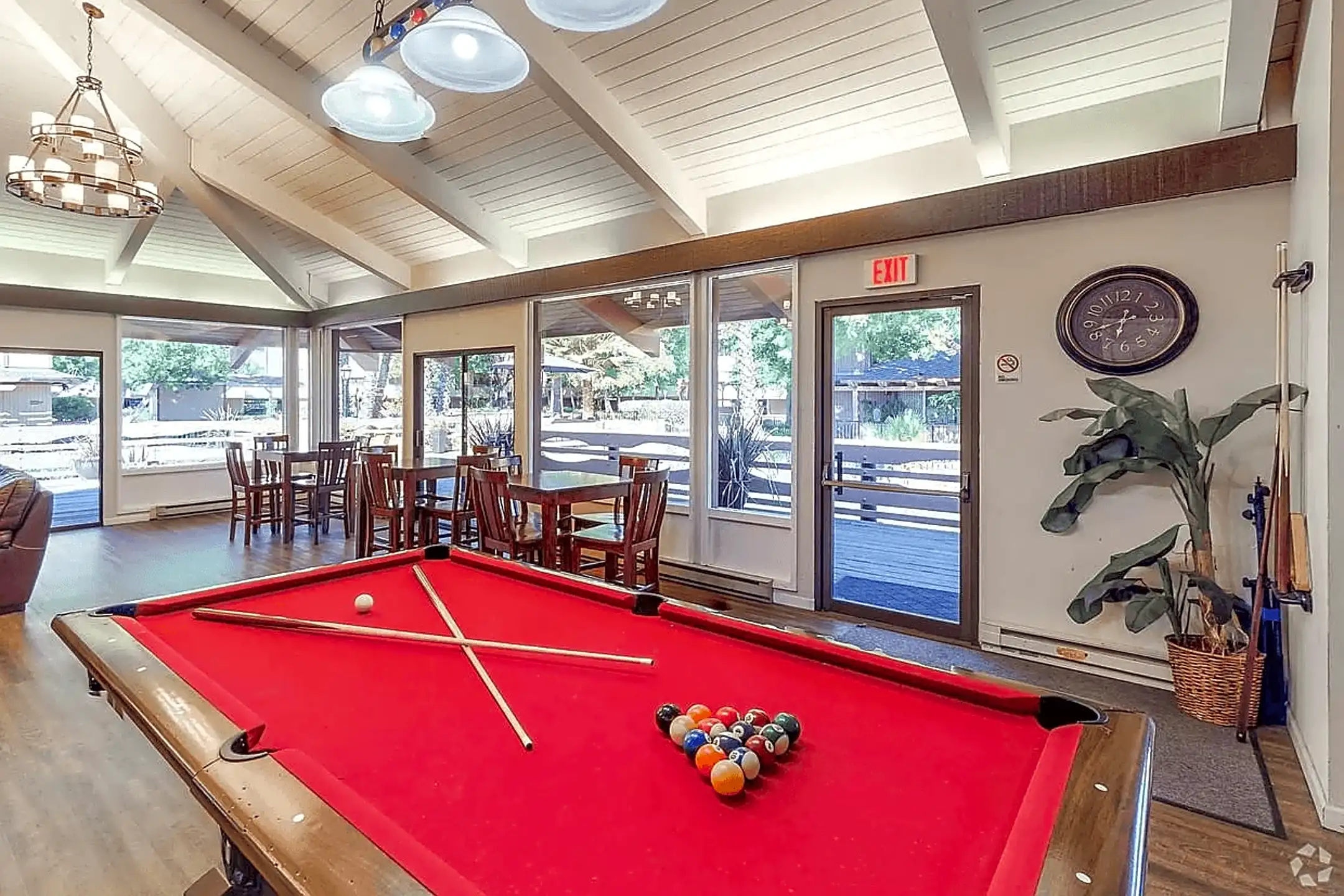 Palm Lake Apartments 780 Oak Grove Rd Concord, CA Apartments for