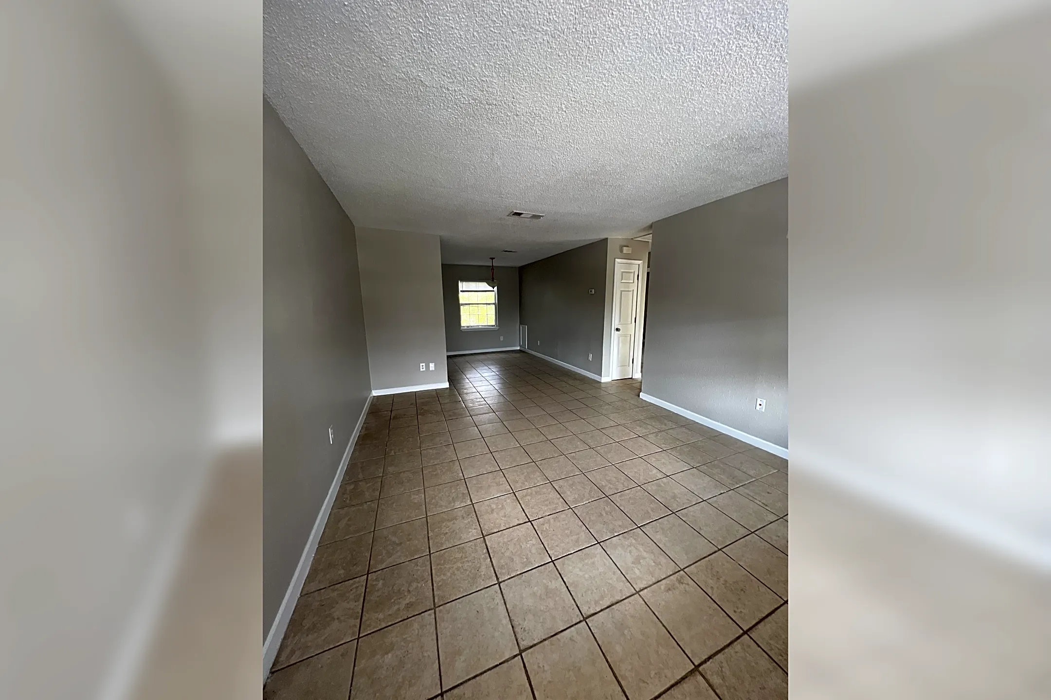 4513 General McArthur St 4513 General McArthur St unit A4 Moss