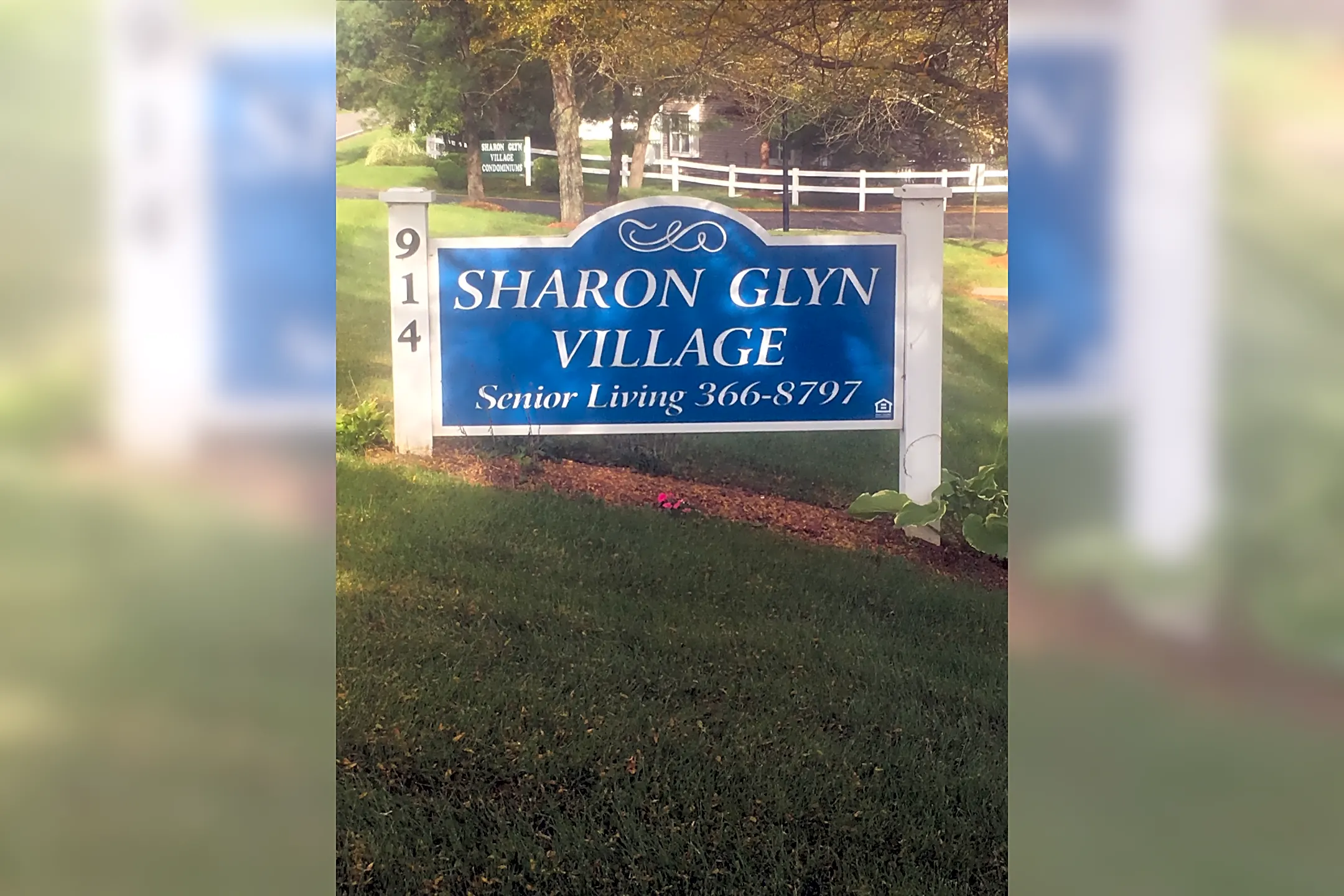 Pool - SHARON GLYN - Newark, OH