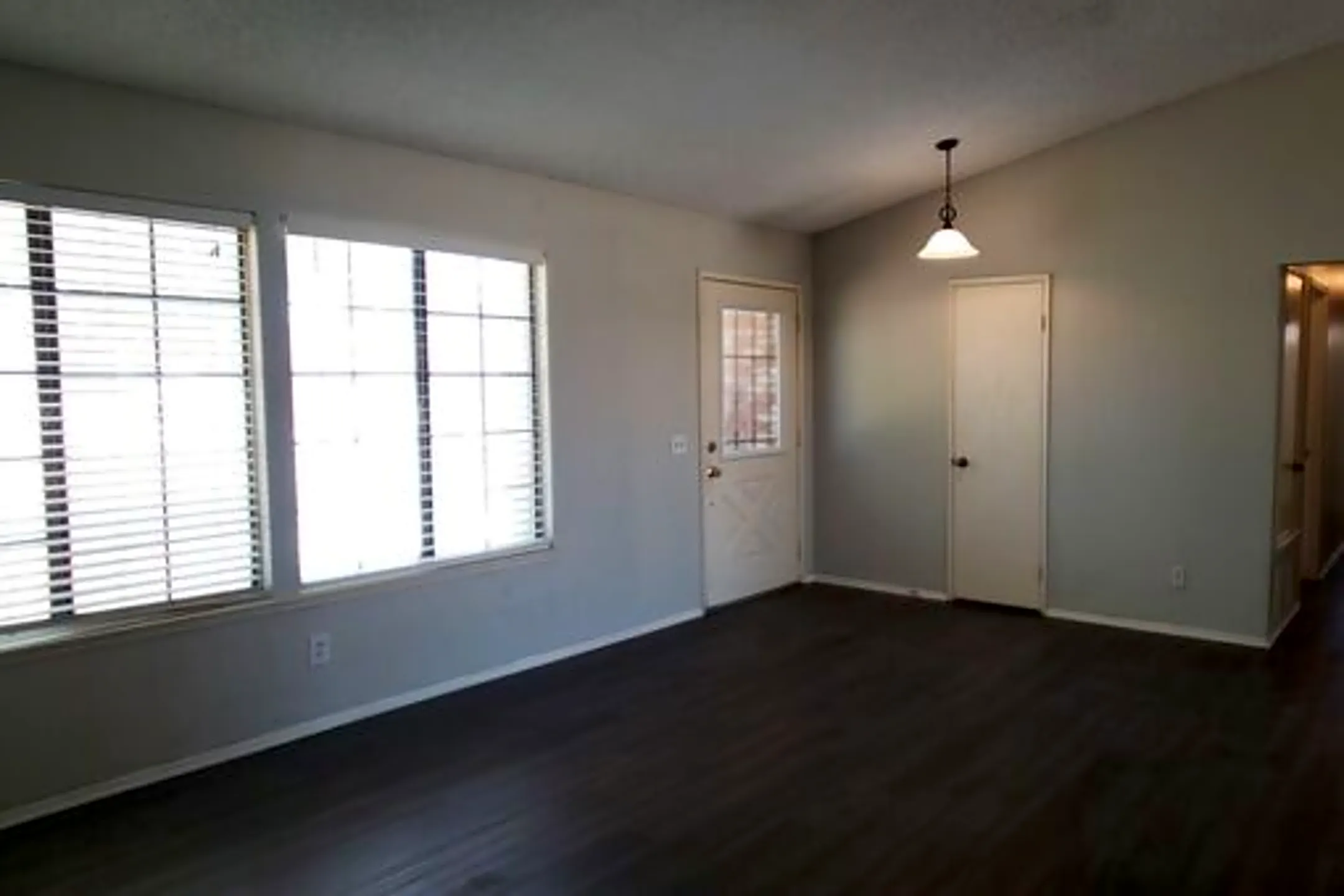 42630-roadrunner-way-lancaster-ca-houses-for-rent-rent