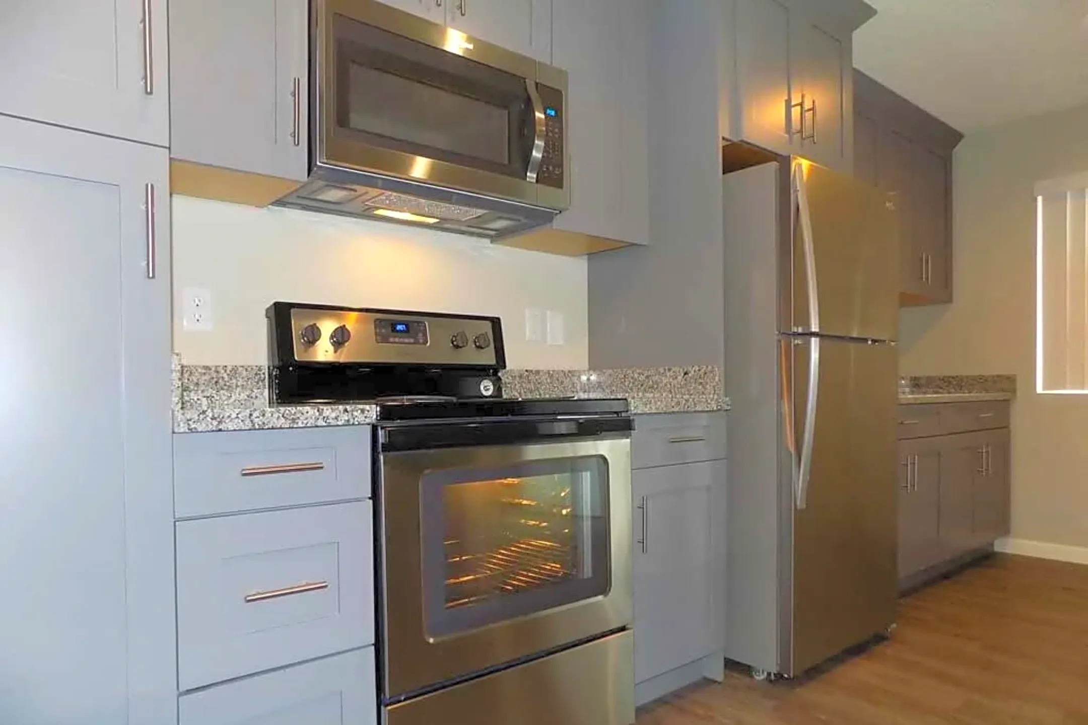 The Palms 1481 Exposition Blvd Sacramento, CA Apartments for Rent