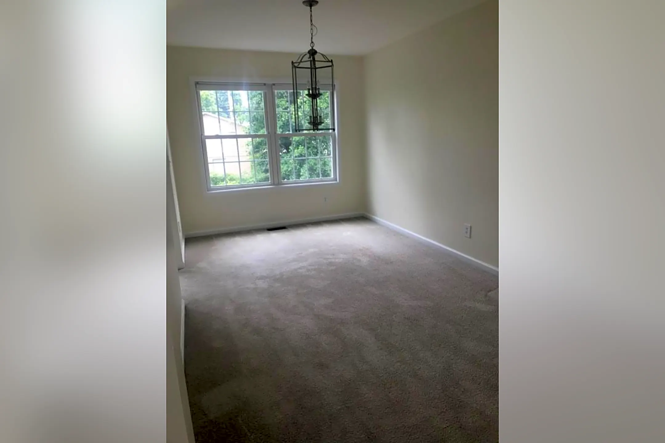 2402 Kanawha Terrace 2402 Kanawha Terrace unit 202 Saint Albans, WV