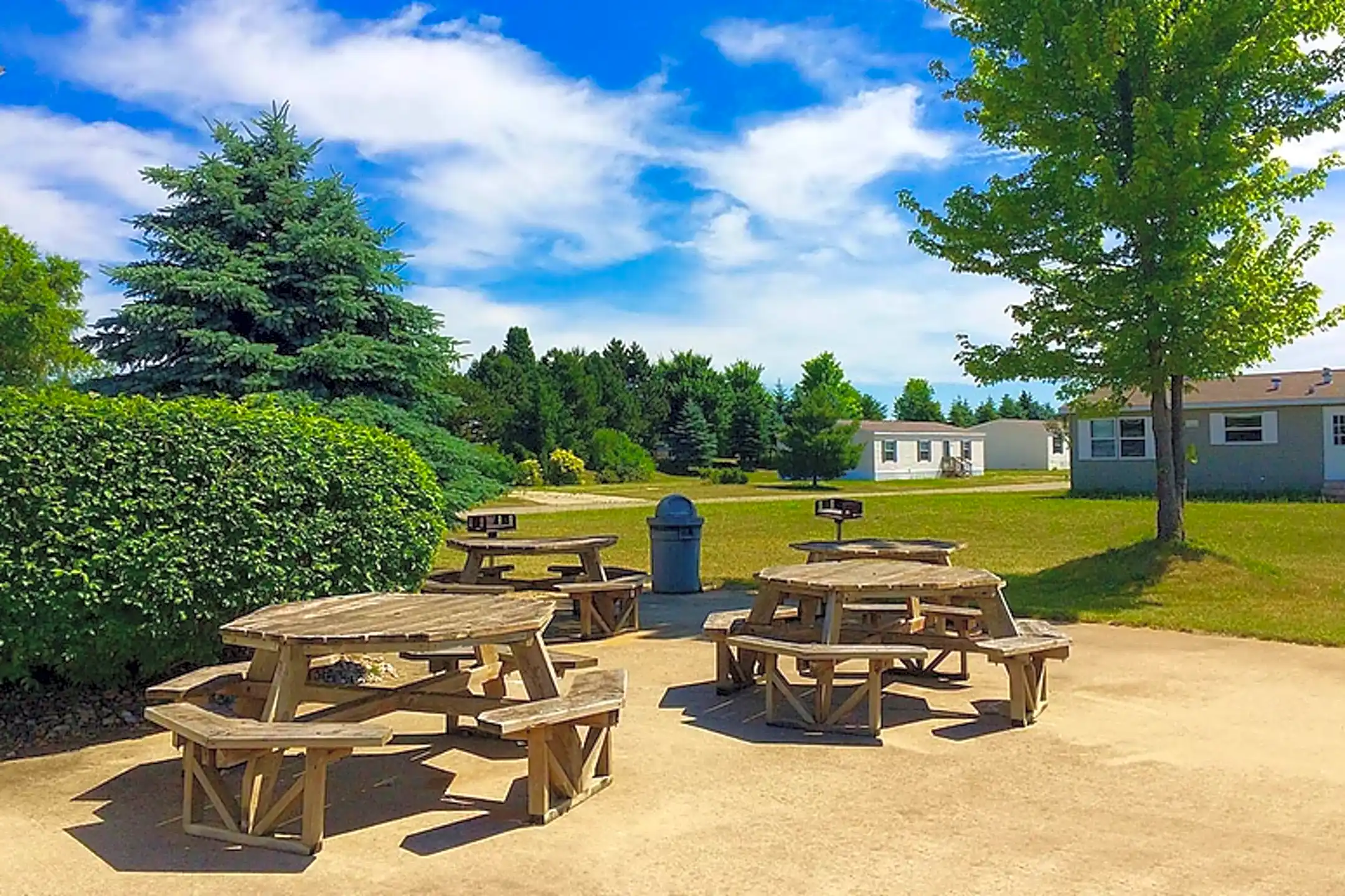 Canterbury Estates 360 E Tuttle Rd Ionia, MI Houses for Rent Rent.