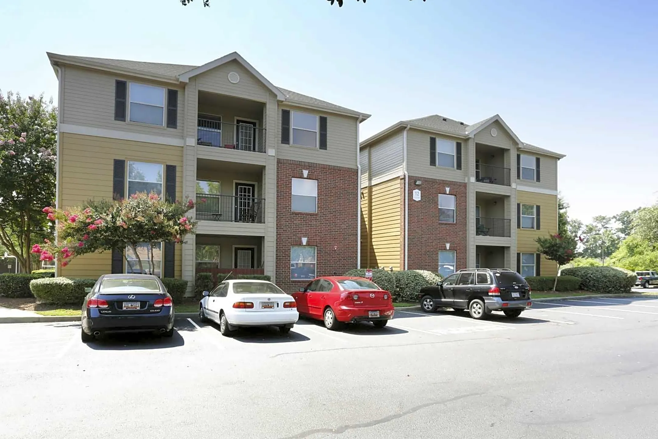 University Oaks - 21 National Guard Rd | Columbia, SC Apartments for ...