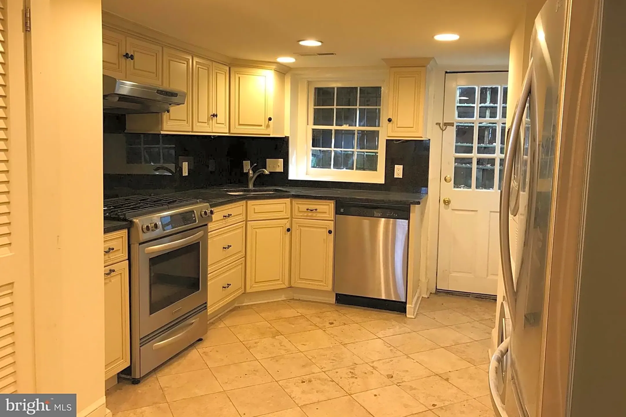Kitchen - 1321 33rd St NW - Washington, DC