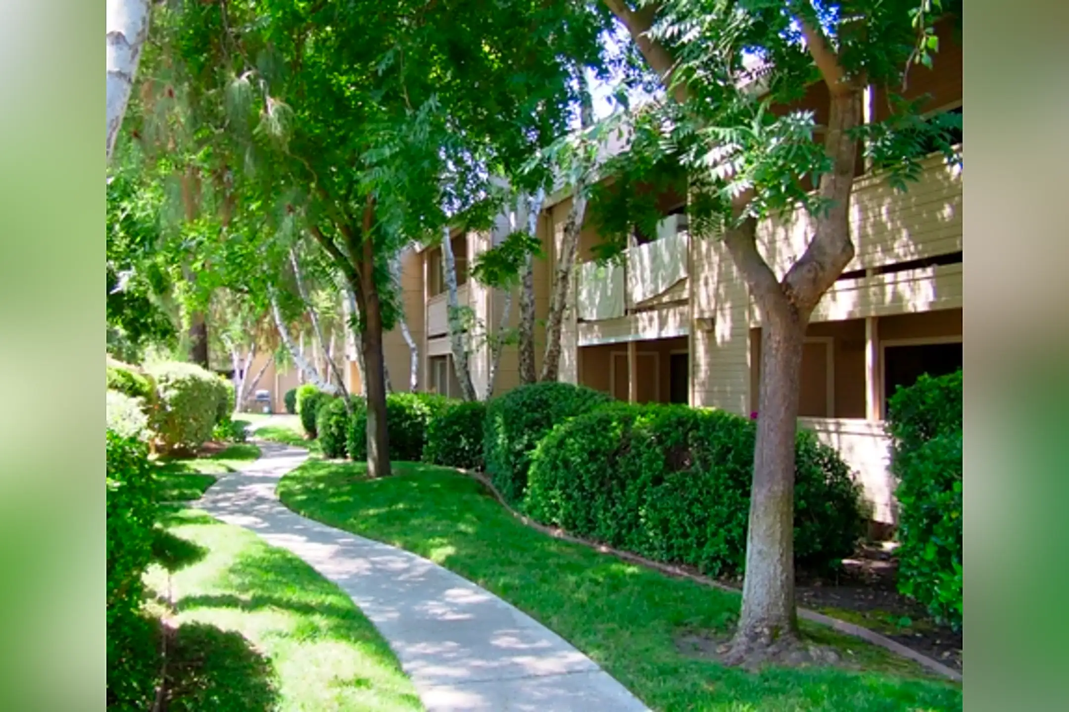 Lincoln Place Apartments 901 Lincoln Rd Yuba City, CA Apartments