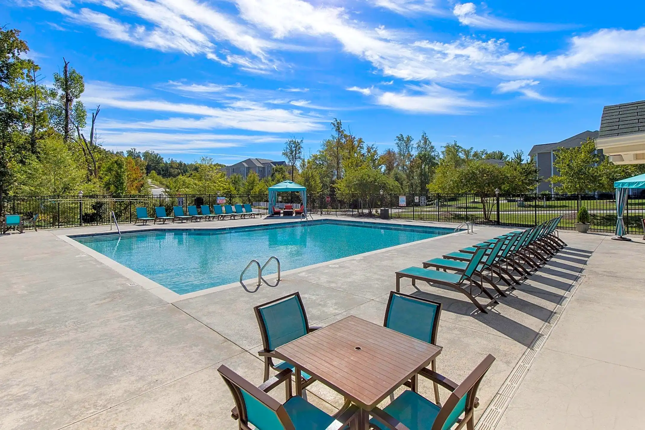 ashley-court-apartments-charlotte-nc-28262