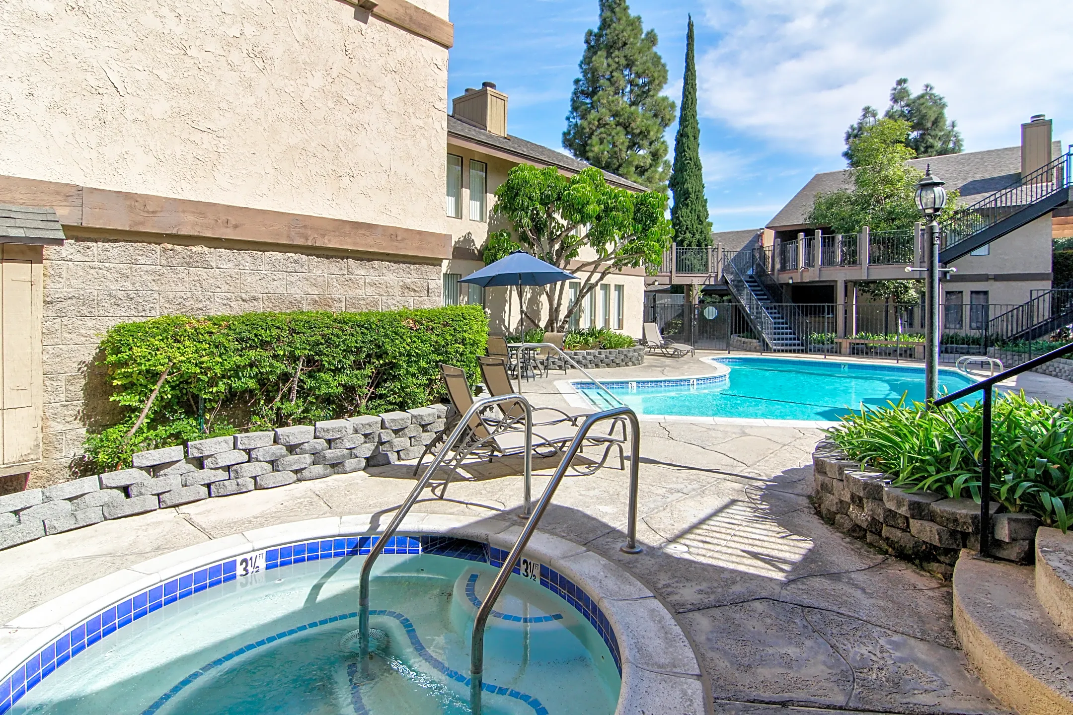 Pool - Heatherwood Apartments - Garden Grove, CA
