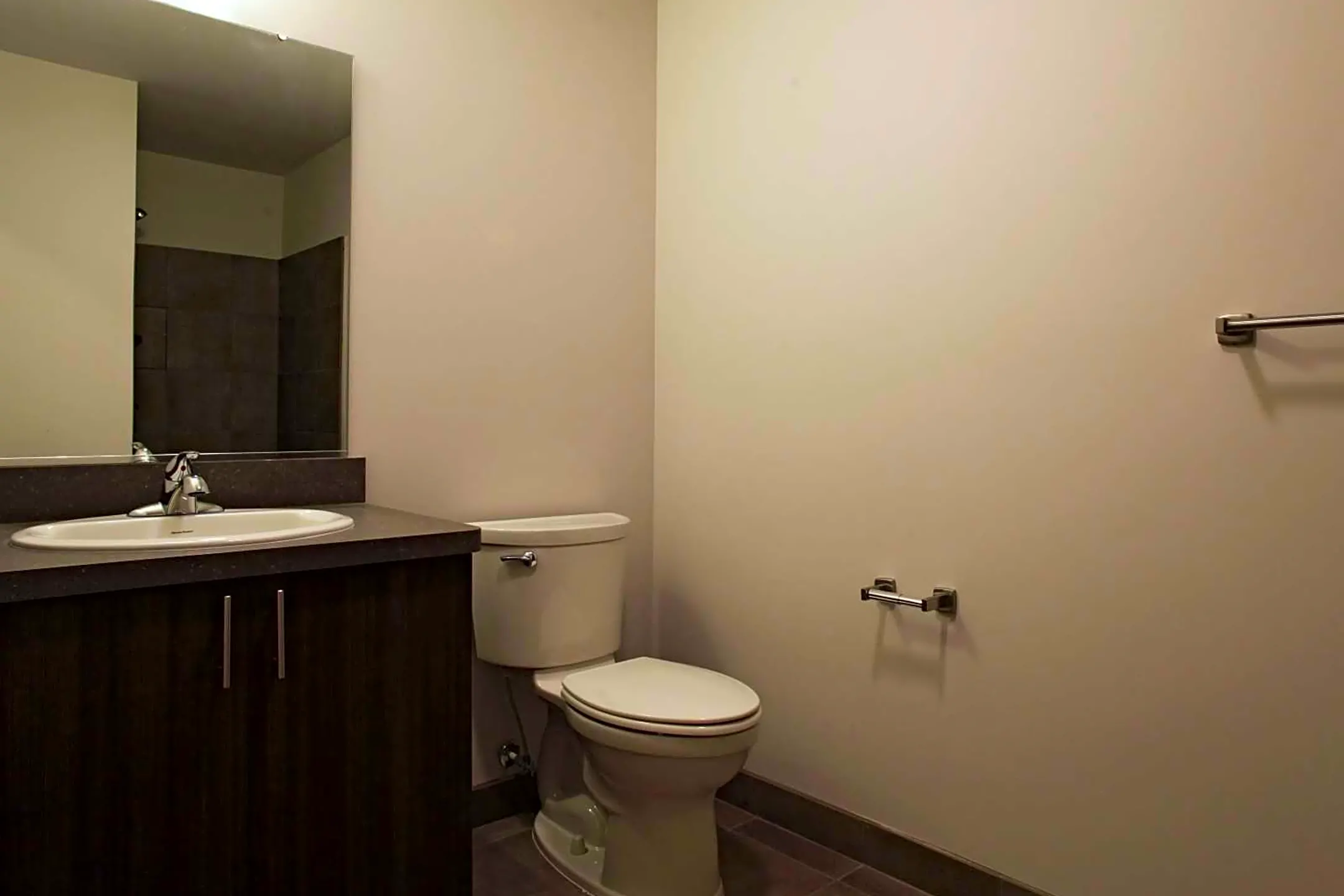 Bathroom - Arbor Lofts - Southfield, MI