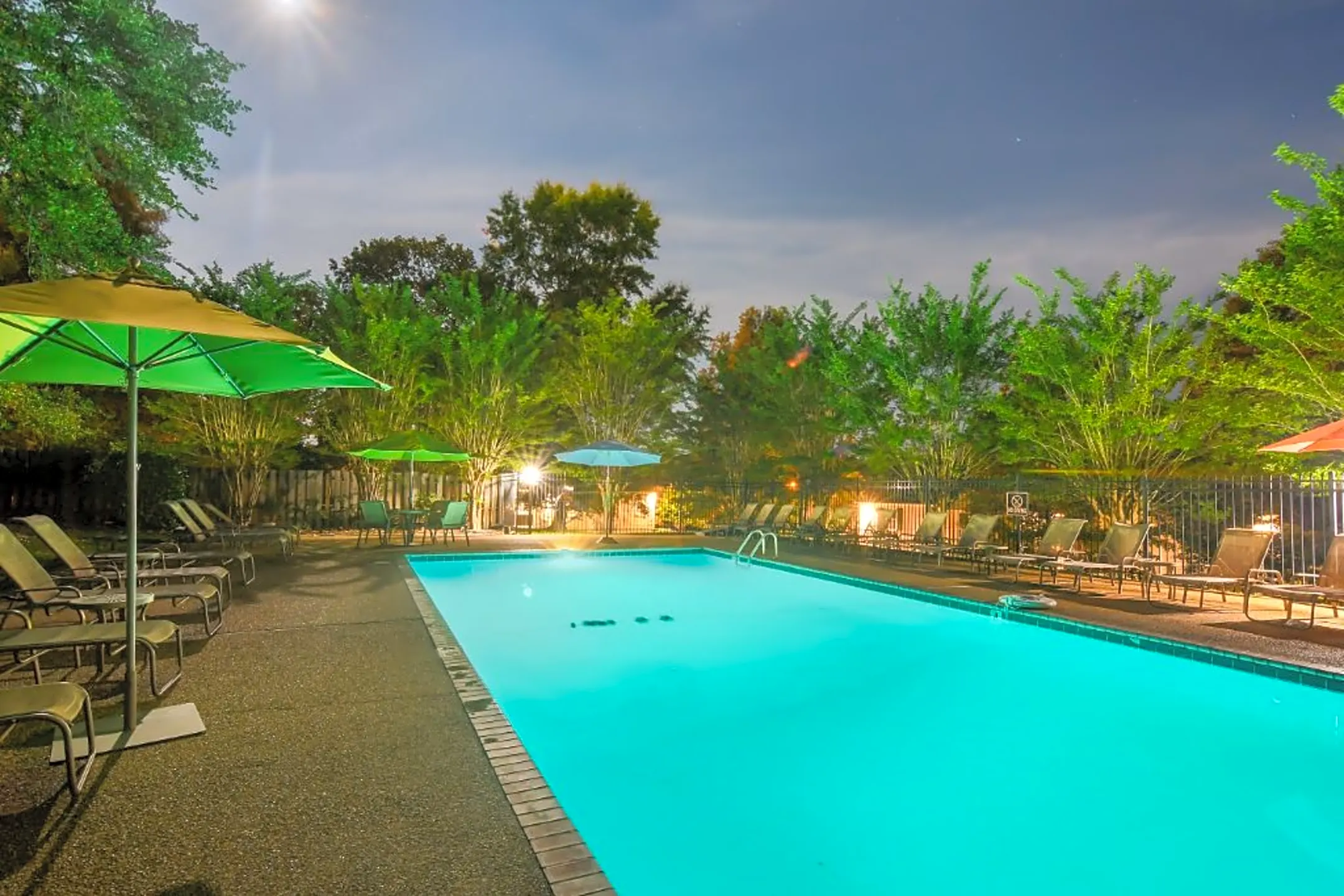 Parklane Apartments MS 39648