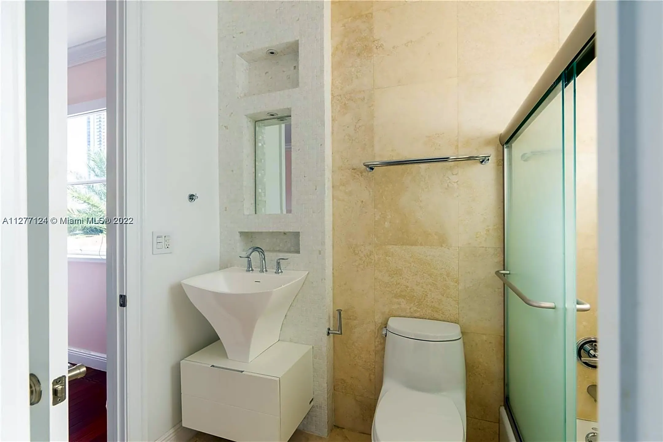 Bathroom - 231 Atlantic Isle - Sunny Isles Beach, FL