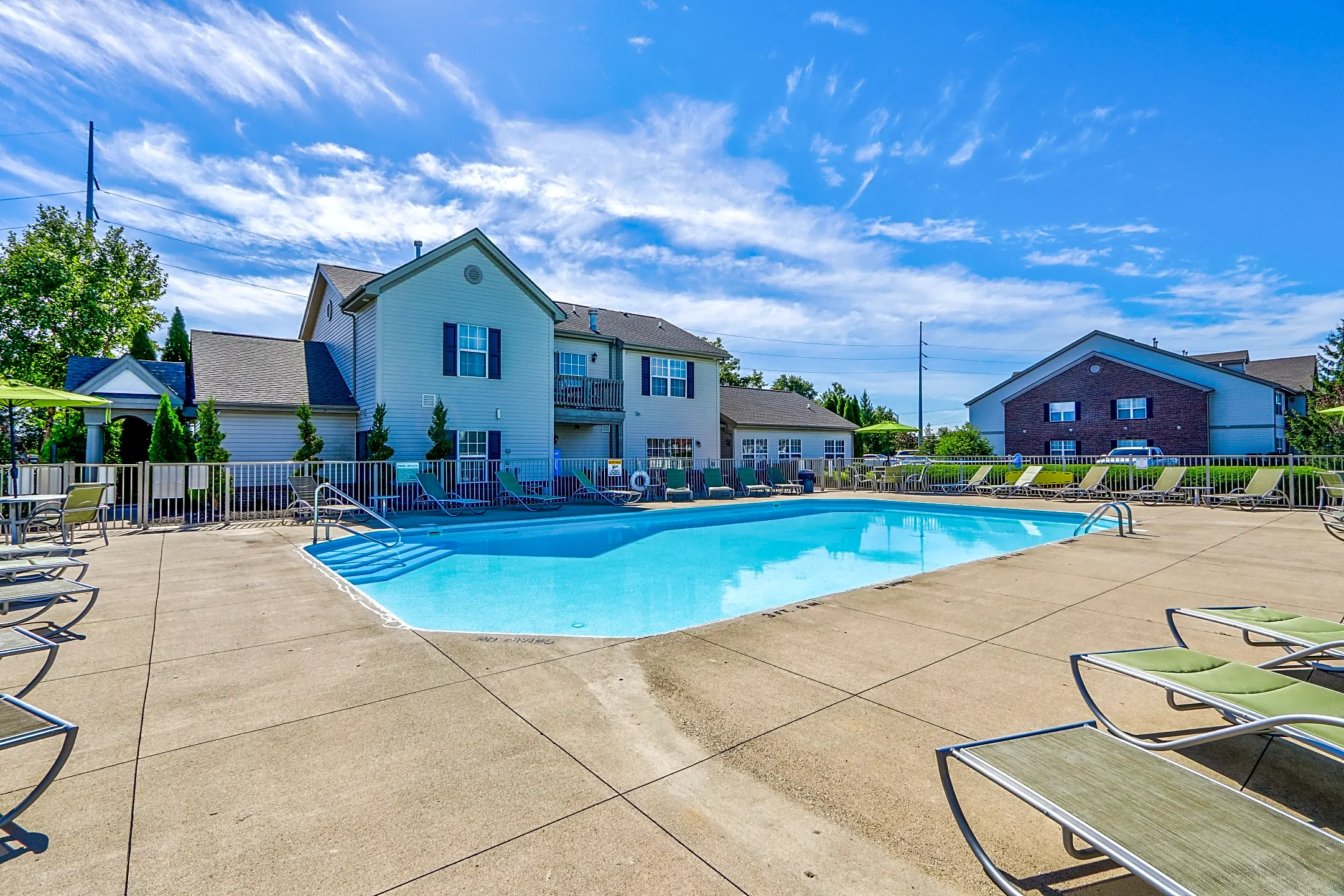 Parkway Village - 4333 Parkway Village Dr | Grove City, OH Apartments ...