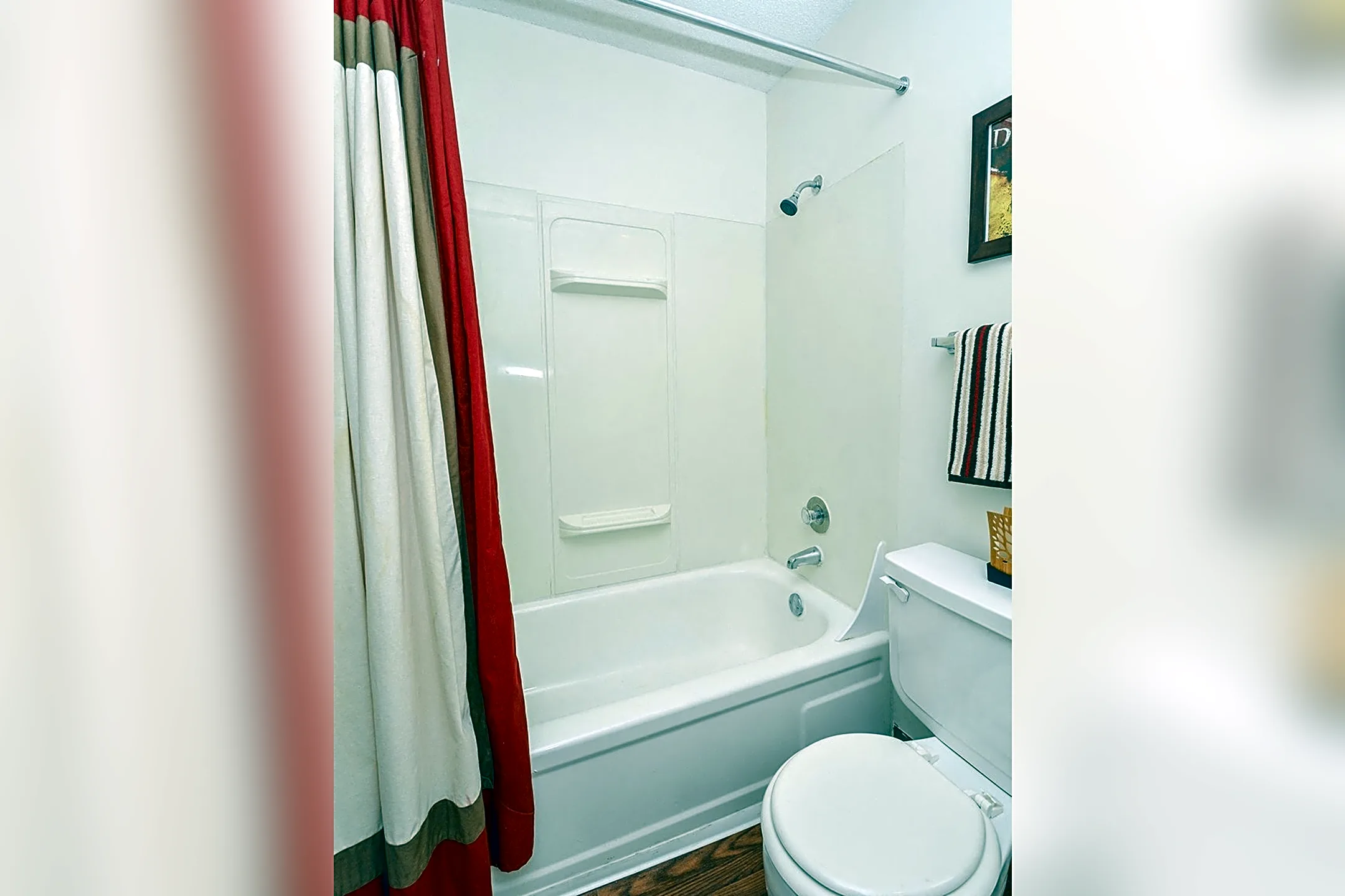 Arcadia at Overland Park 8400 W 108th Ter Overland Park, KS