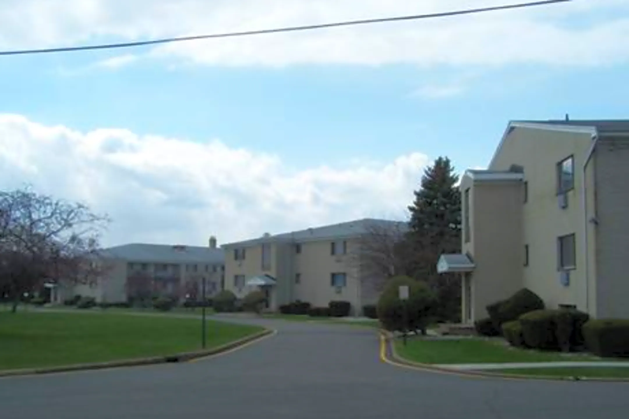 Baldwin Manor Apartments 200 Baldwin Rd Parsippany, NJ Apartments