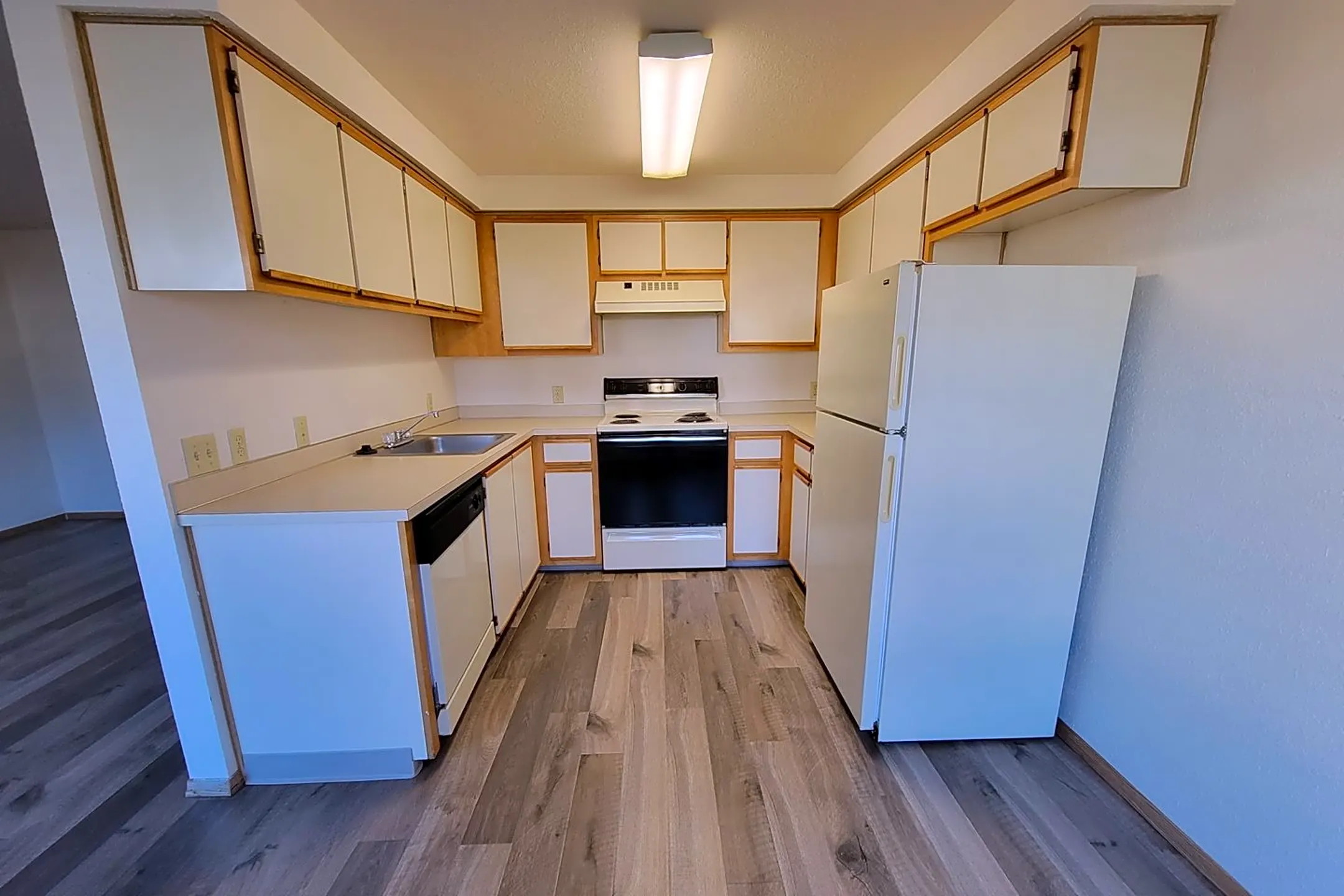 590-hatton-ln-apartments-junction-city-or-97448