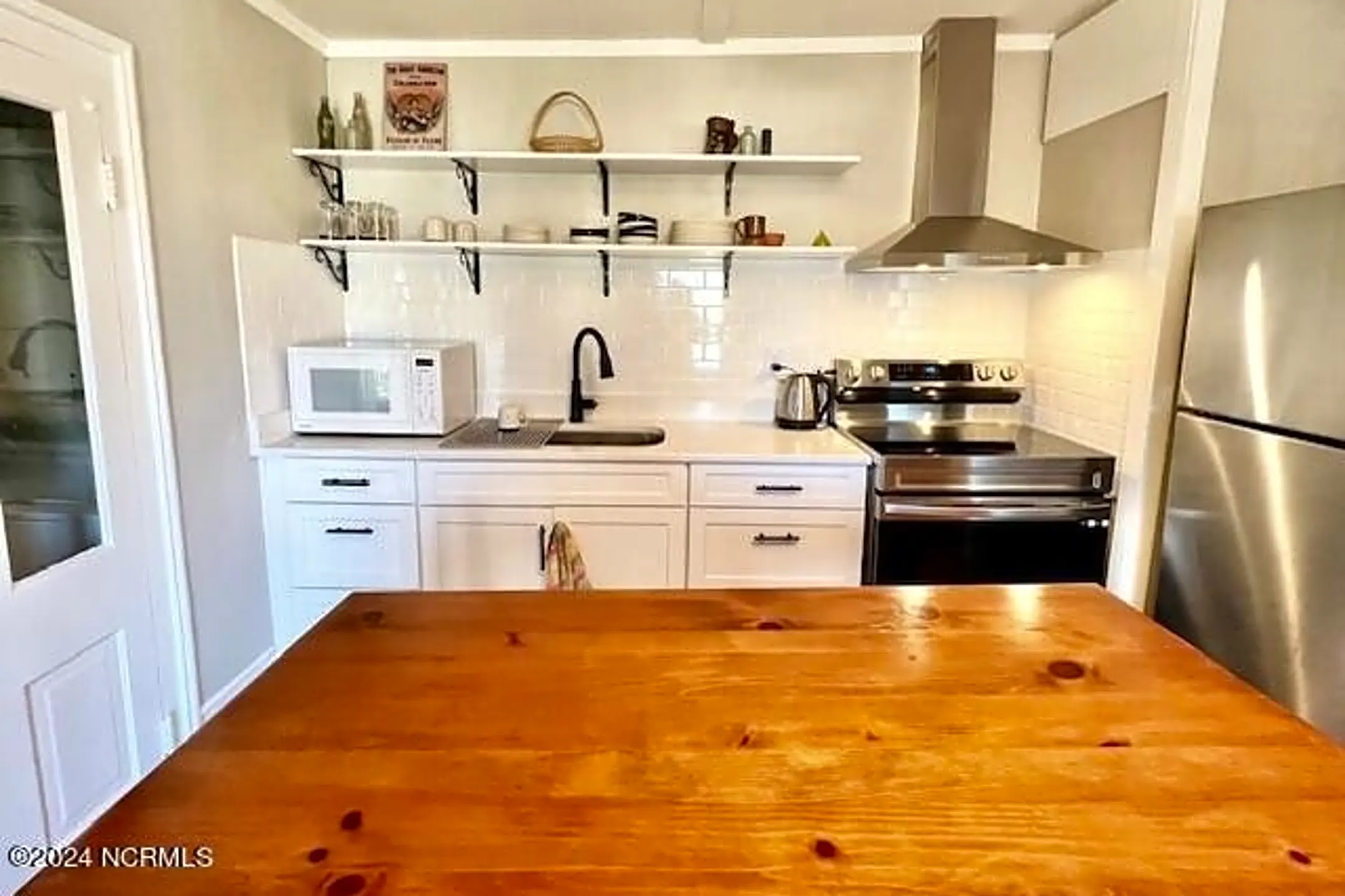 207 S Oakum St Apartments Edenton, NC 27932