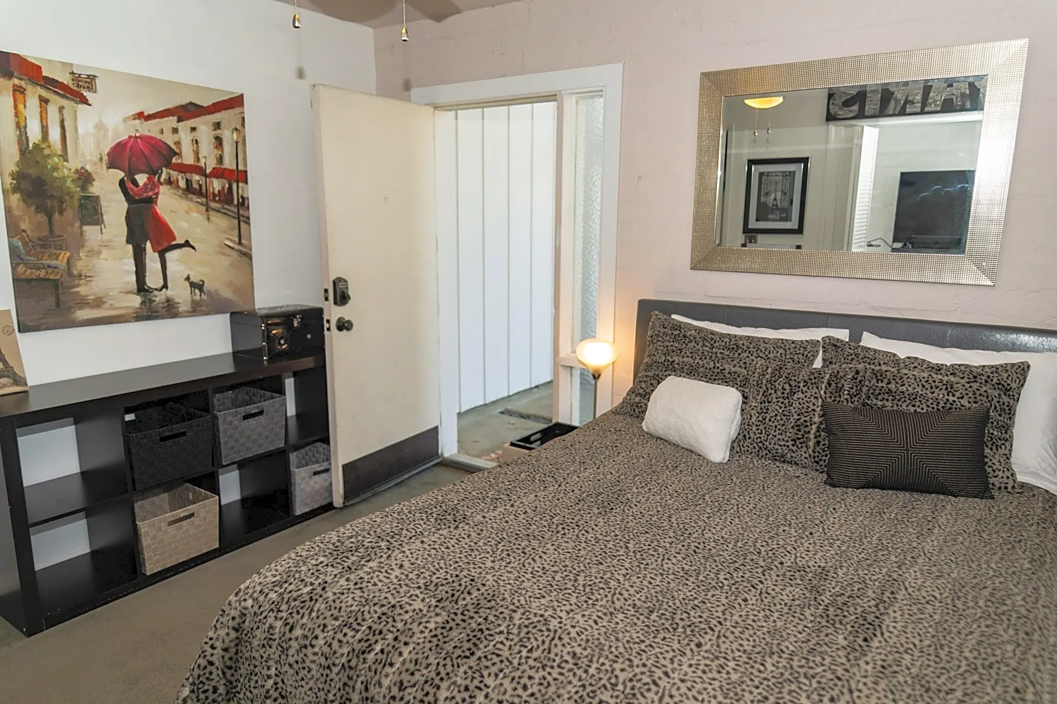 Bedroom - 1423 E San Lorenzo Rd - Palm Springs, CA