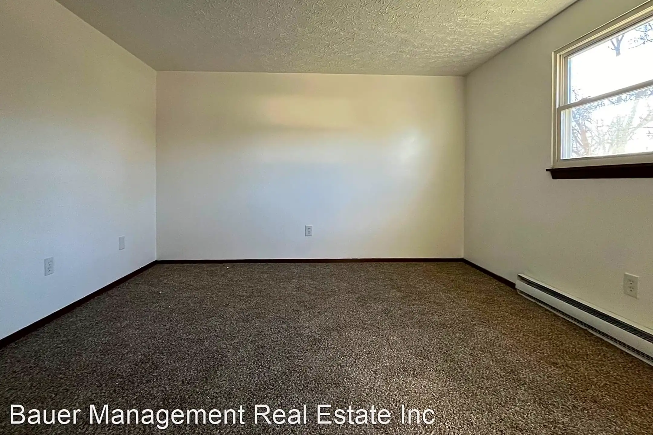 1900 OH18 Apartments Wakeman, OH 44889