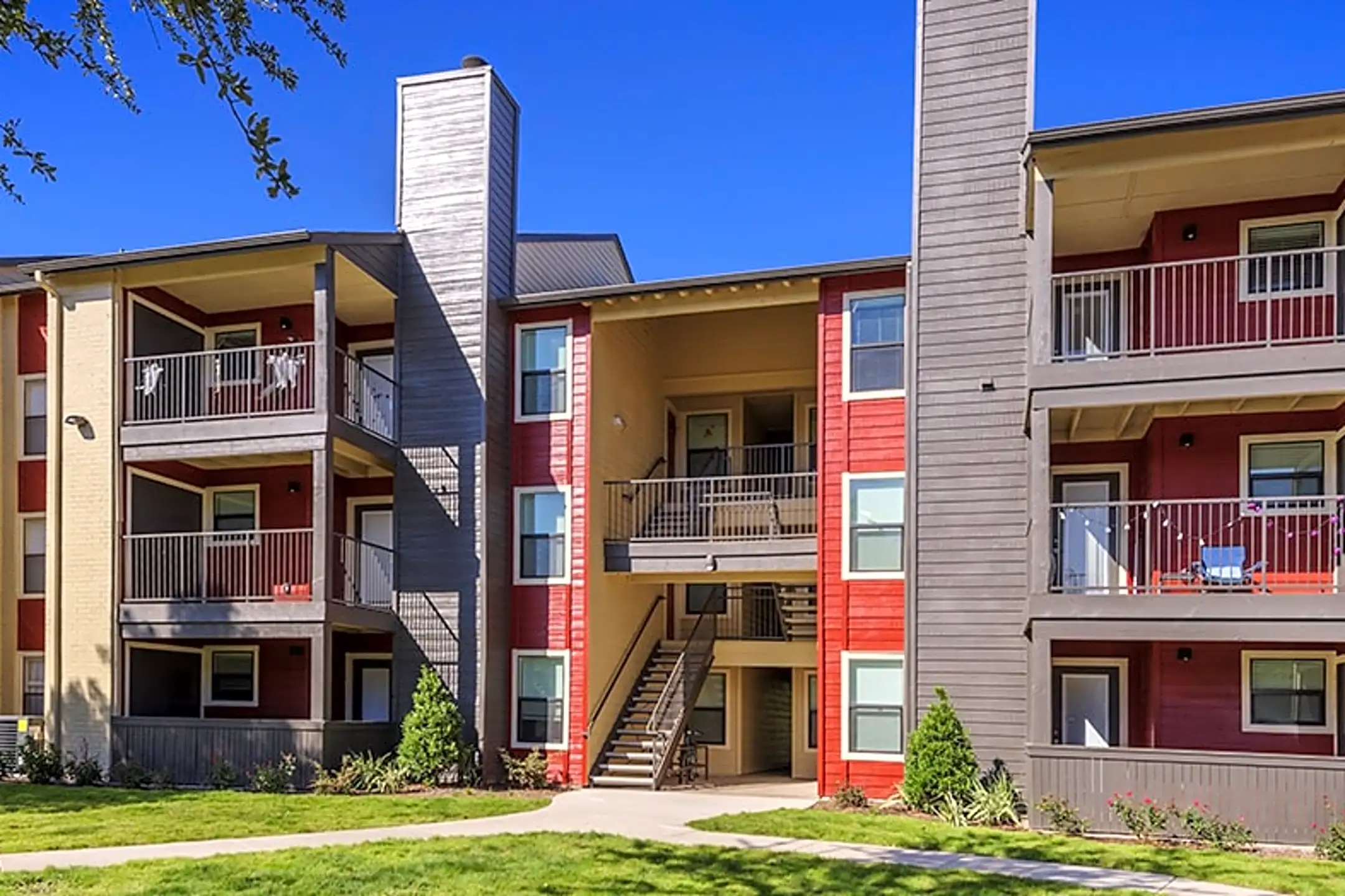 Stassney Woods 1800 E Stassney Ln Austin, TX Apartments for Rent