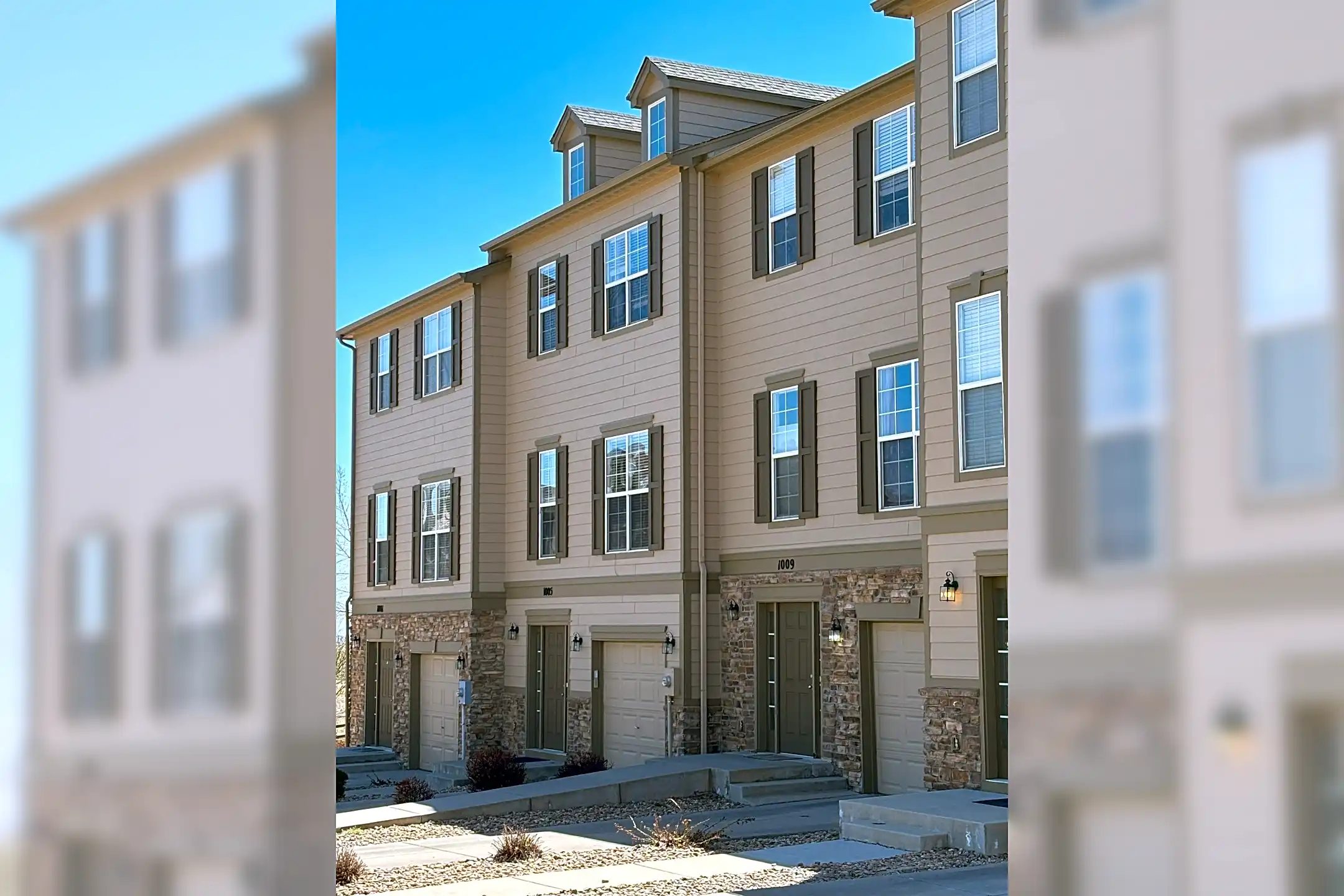 1005 Burning Bush Pt Monument, CO Condos for Rent Rent.