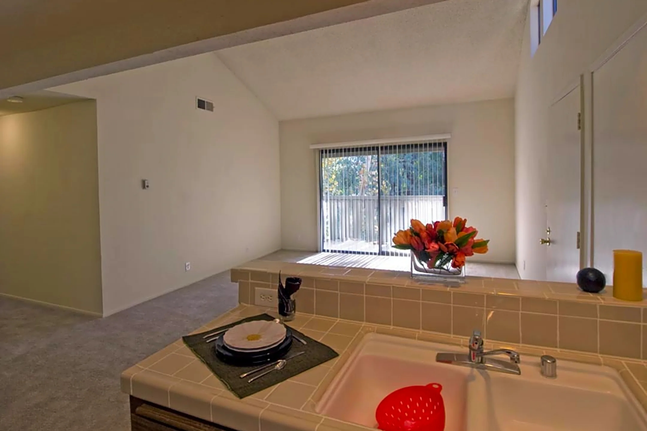 Artisan Oaks - 25910 Tournament Rd | Valencia, CA Apartments for Rent ...