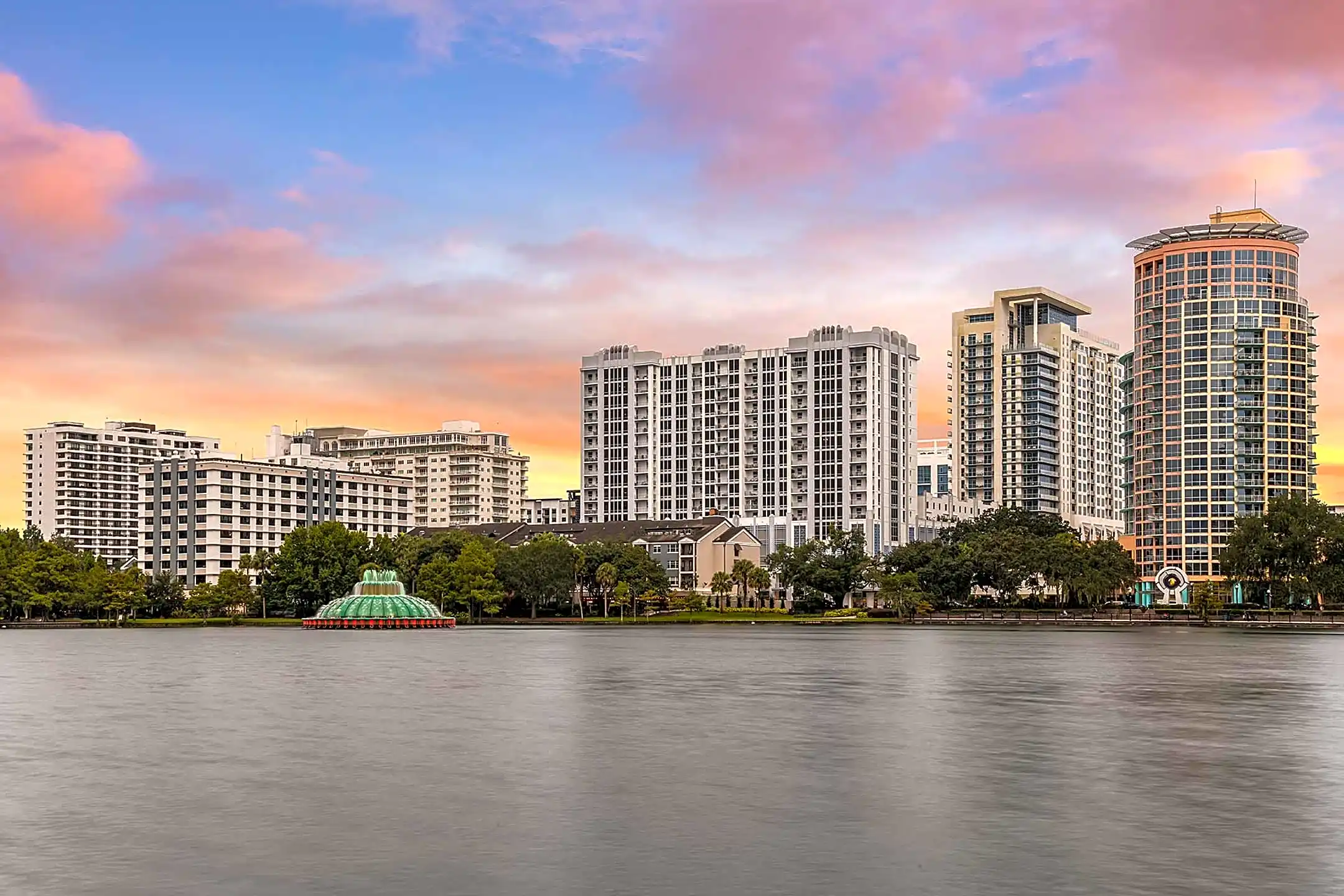 Paramount Apartments Downtown Orlando
