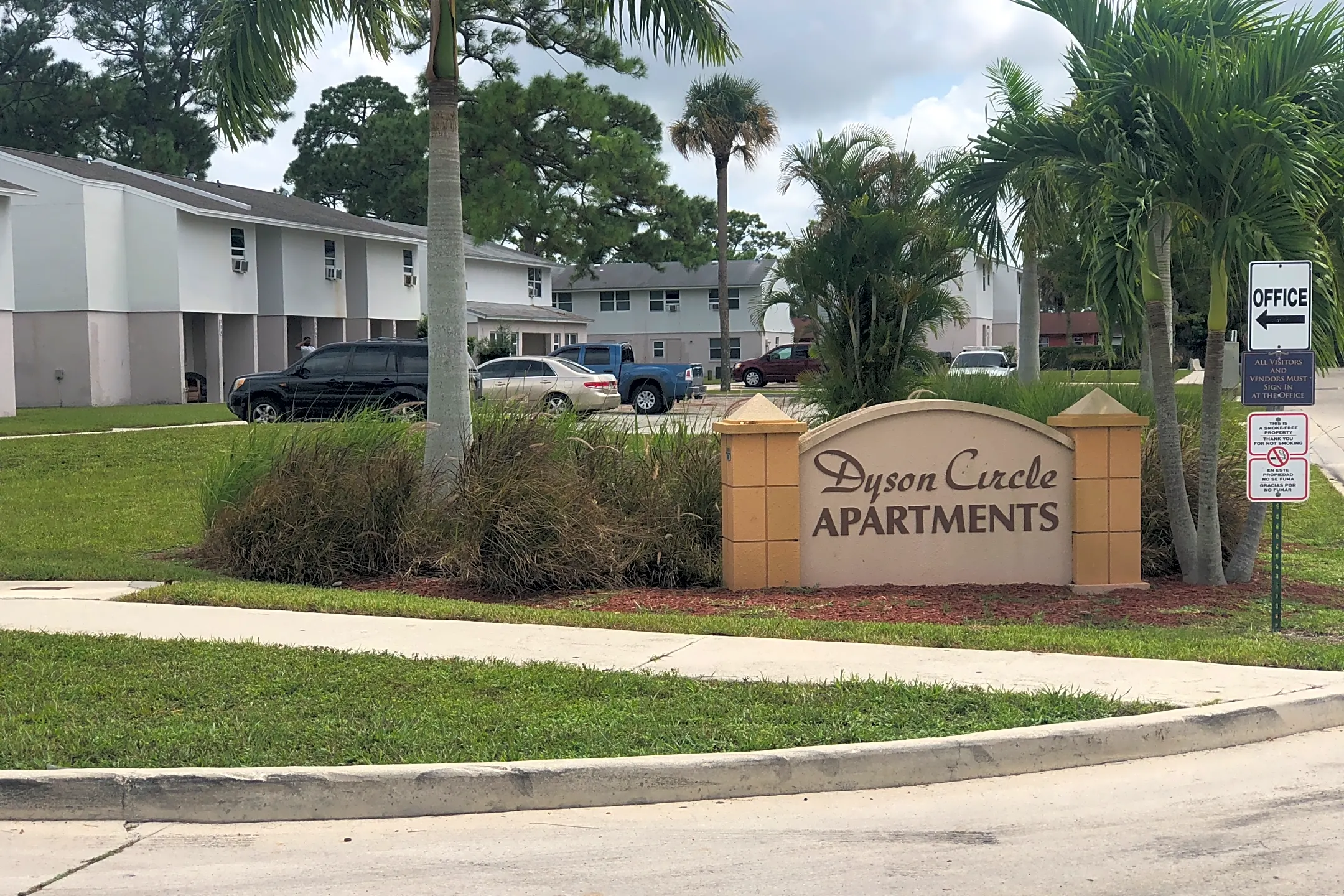 Dyson Circle Apartments - West Palm Beach, FL 33415