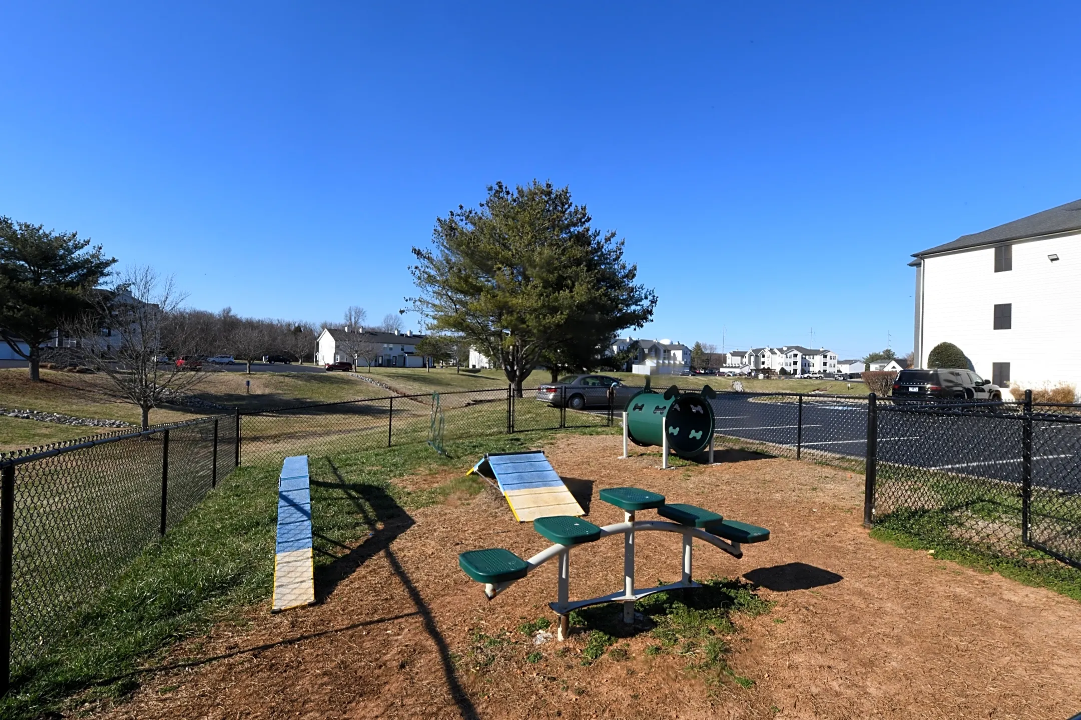 Cave Springs Apartments 376 Pascoe Blvd Bowling Green, KY