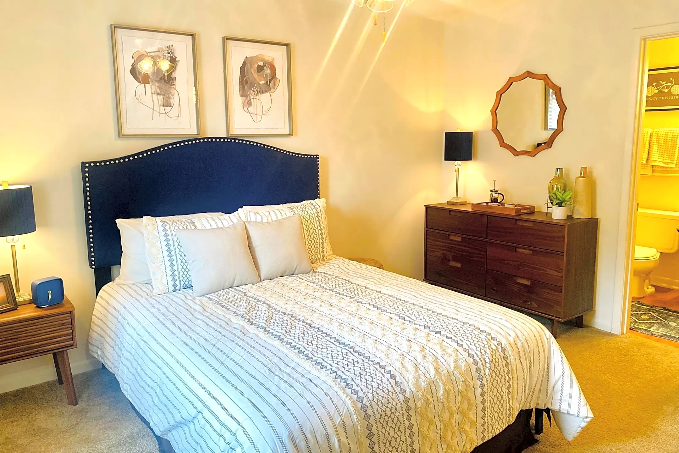 Bedroom - Woodcrest Apartments - Augusta, GA