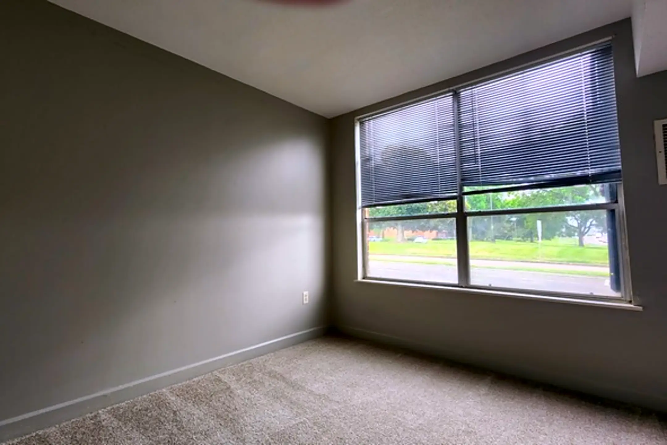 420 Wheatley St Apartments Kingsport, TN 37660