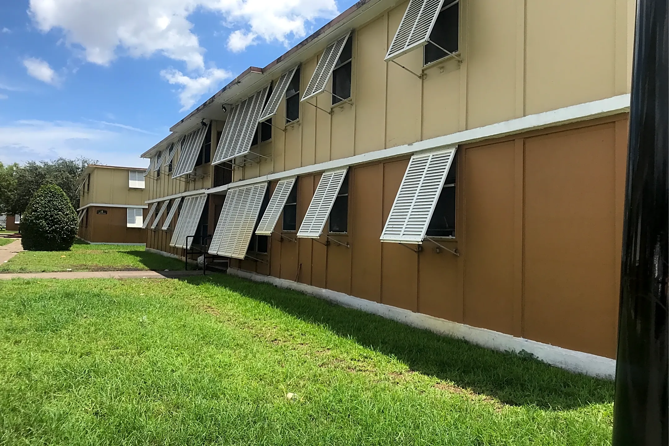 Lauderhill Point Apartments - Fort Lauderdale, FL 33311