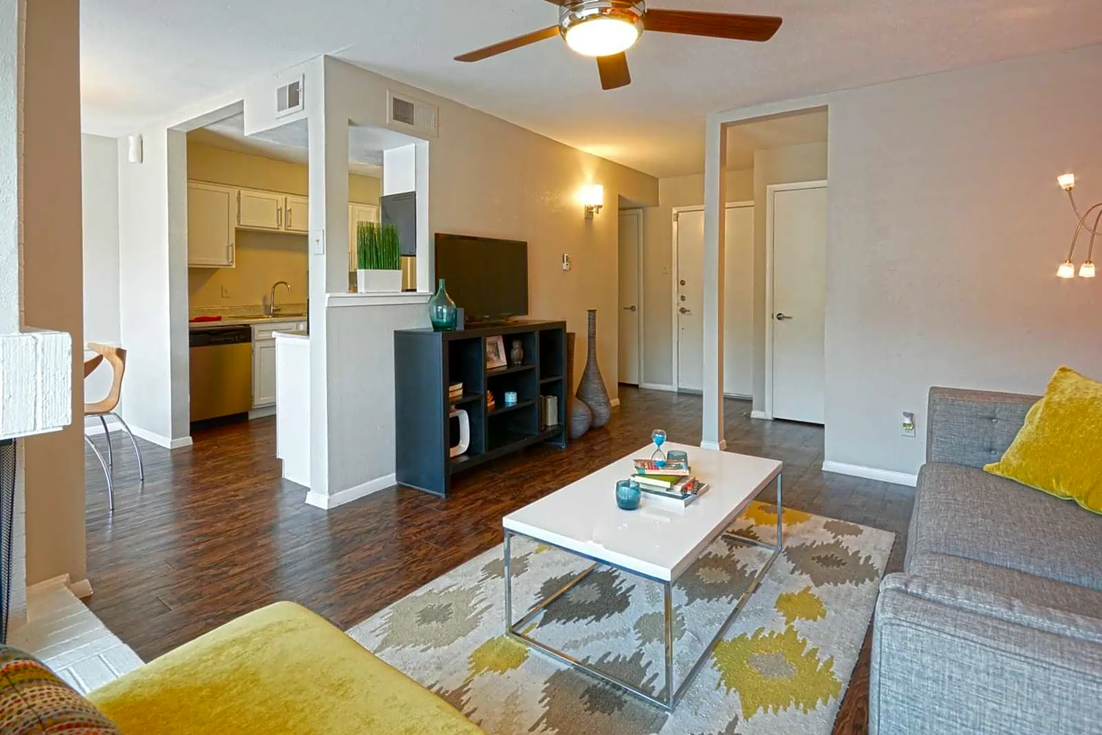 The Estara - 11321 Woodmeadow Pkwy | Dallas, TX Apartments for Rent | Rent.