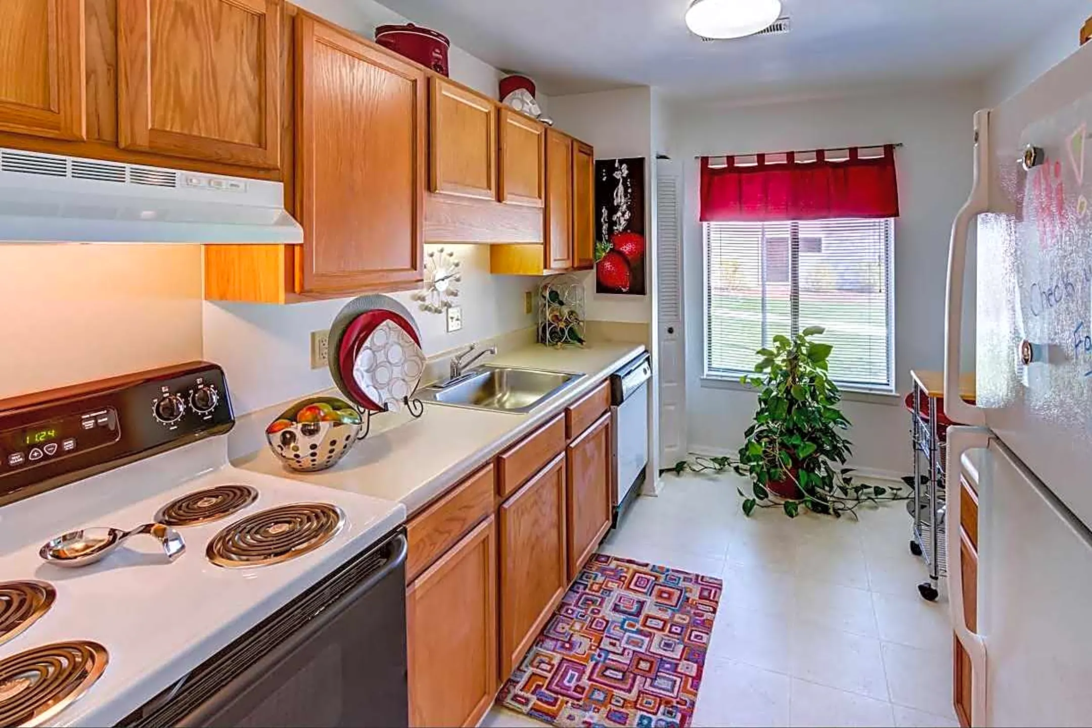 Hethwood Apartment Homes Blacksburg, VA 24060