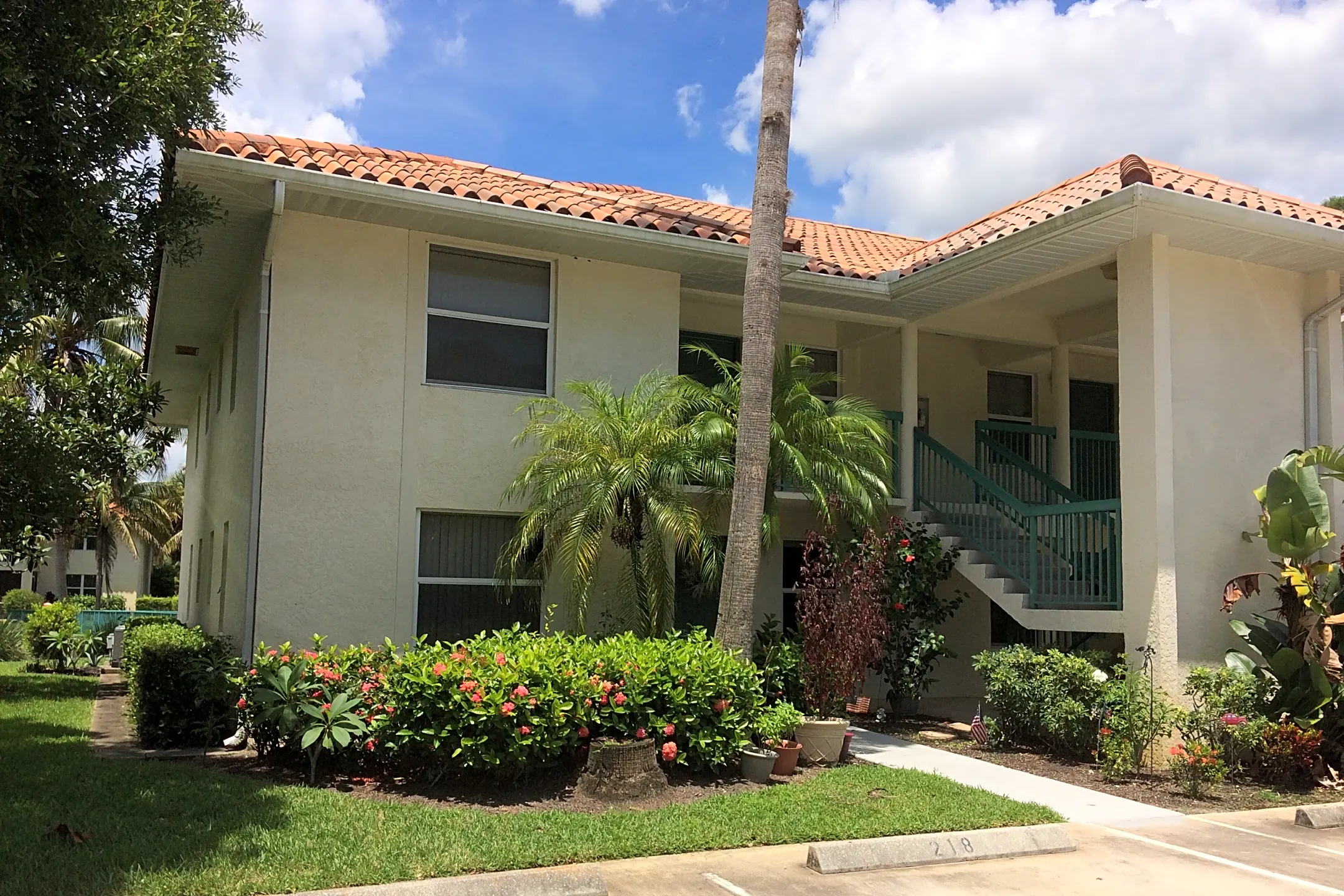 St Lucie Oaks Apartments