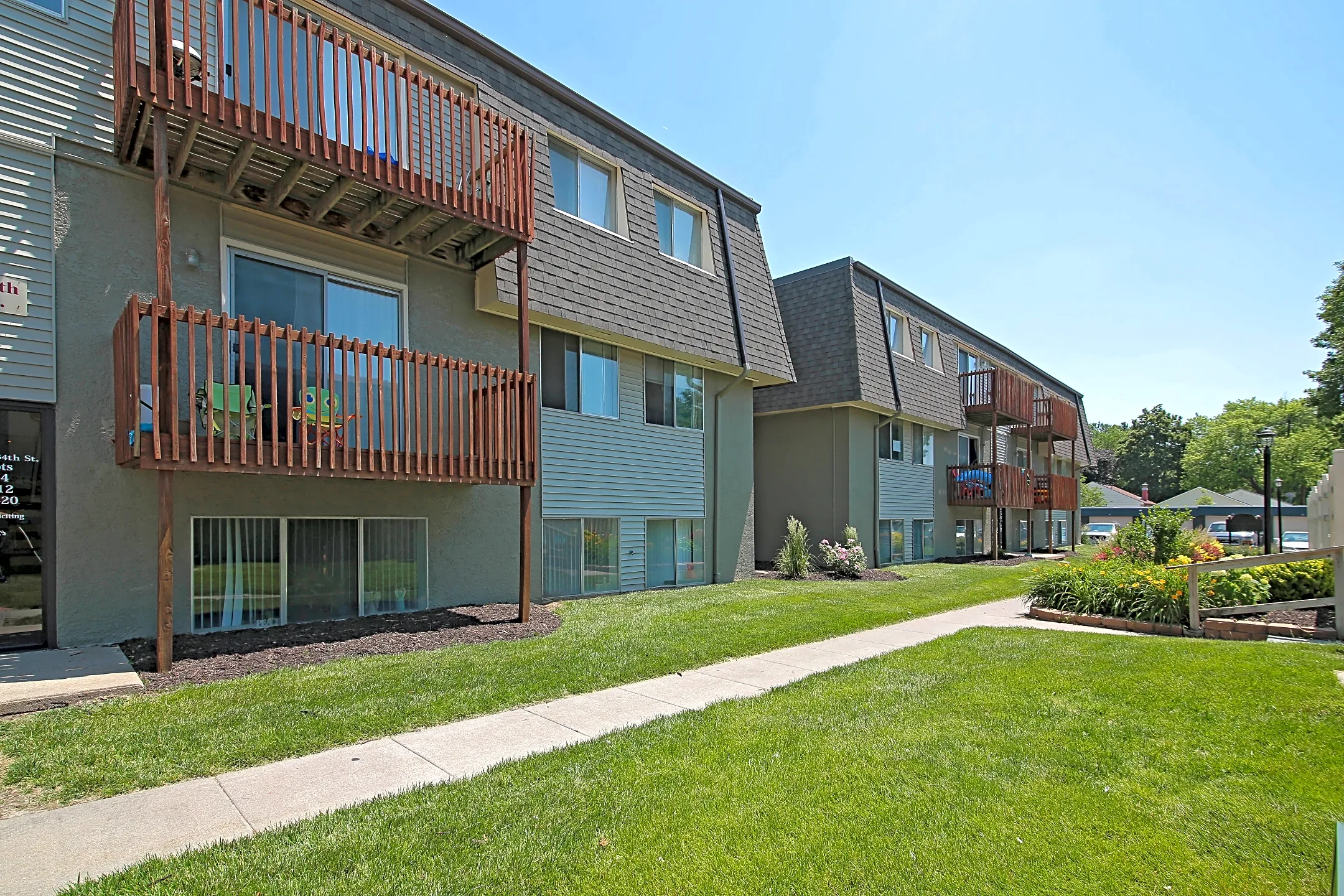 Cottonwood Apartments Council Bluffs, IA 51501