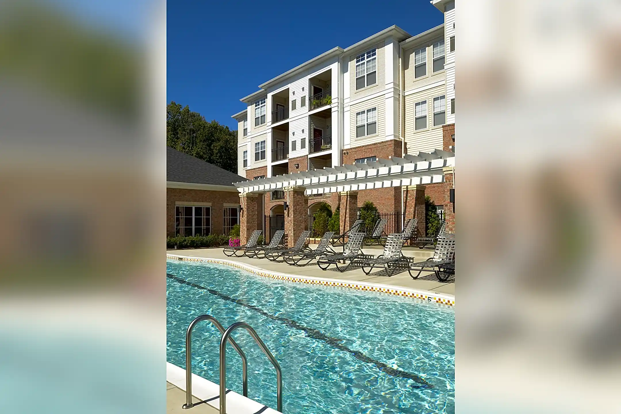 The Point at Herndon Herndon, VA 20171