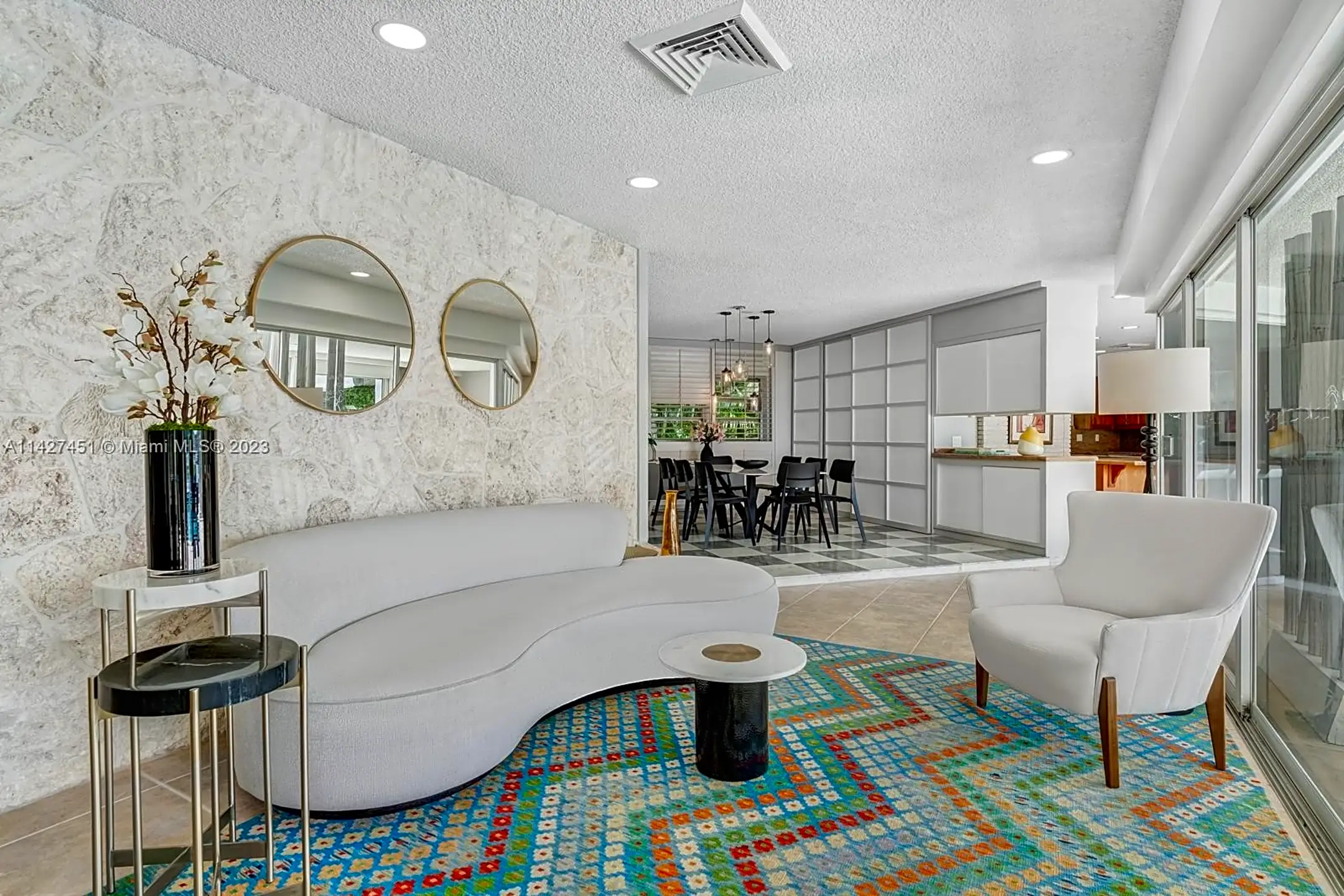 Dining Room - 2891 NE 28th St - Fort Lauderdale, FL