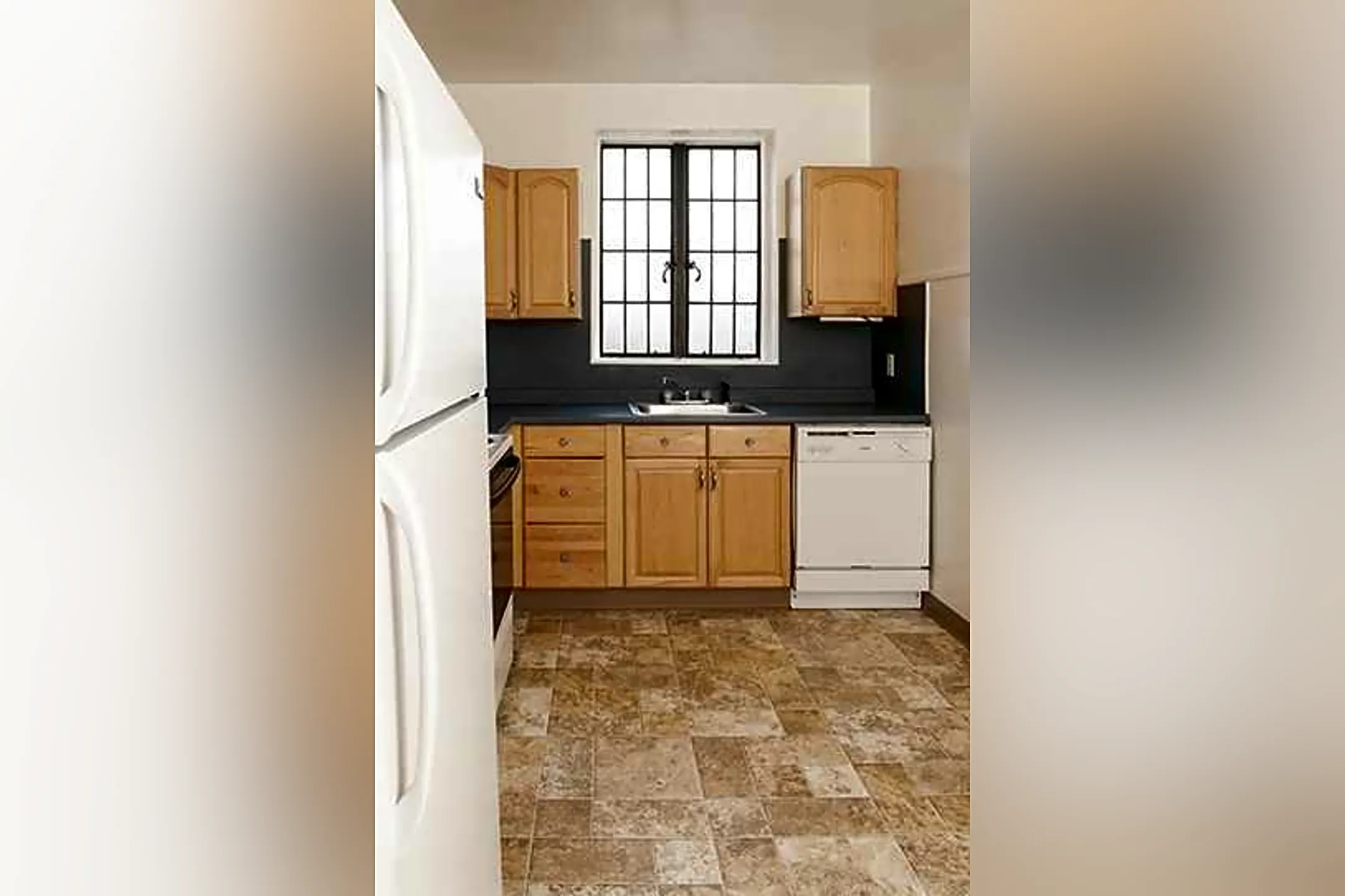 Kitchen - Clay Commons - Scranton, PA