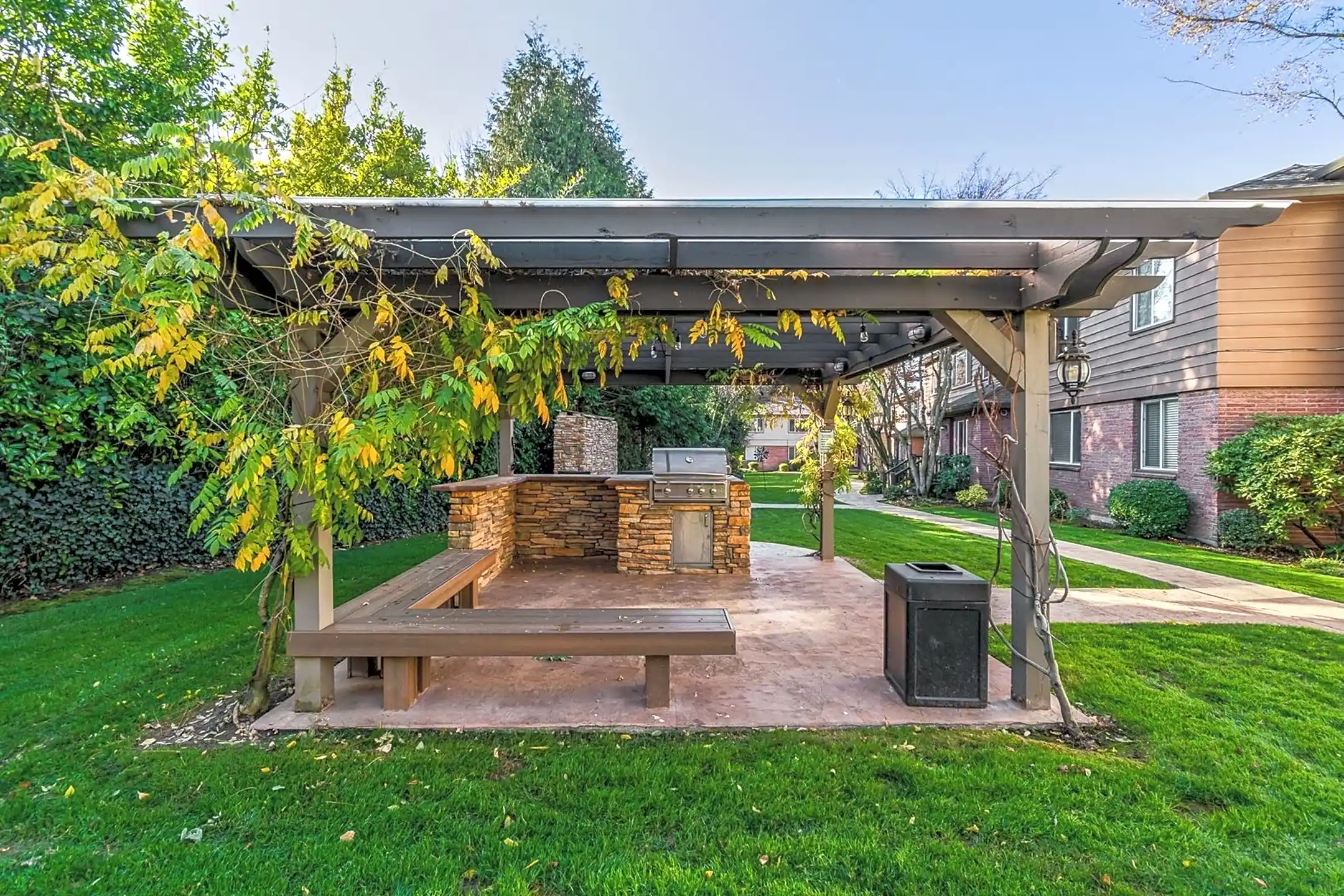 295 3rd Street - Lake Oswego, OR