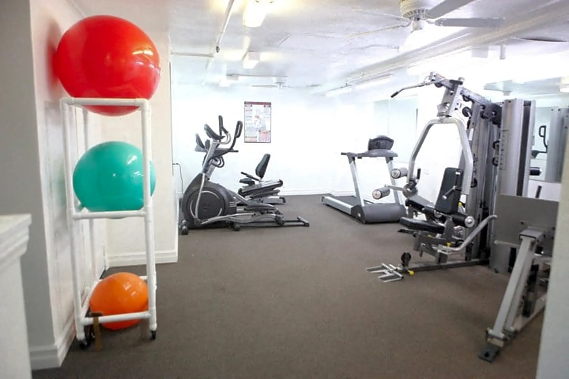 The Gaylord Apartments 3355 Wilshire Blvd Los Angeles, CA