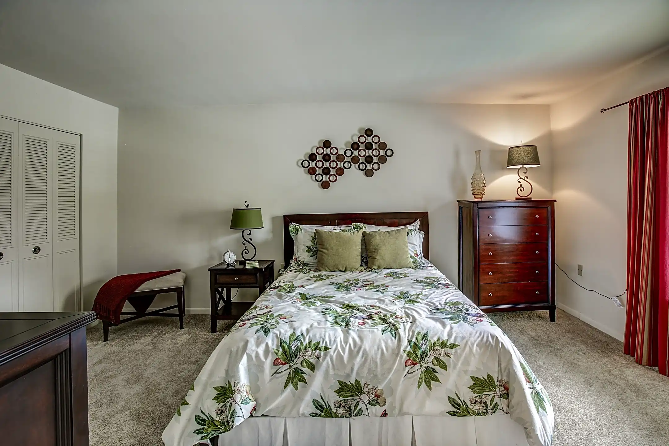 White Oaks 13 Rambling Oaks Way Catonsville, MD Apartments for Rent